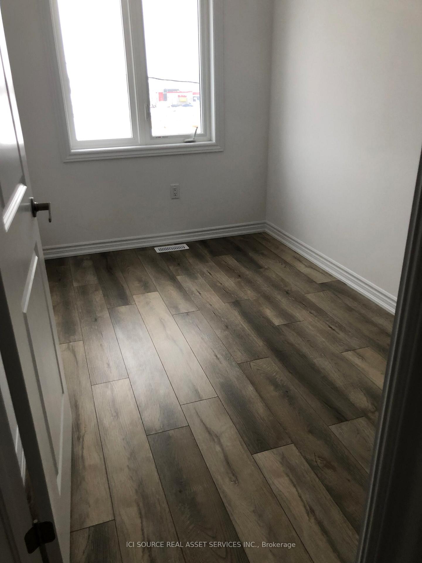 Photo 13 of Unit 46, 61 Soho Street, Hamilton, Stoney Creek Mountain — HOMEH