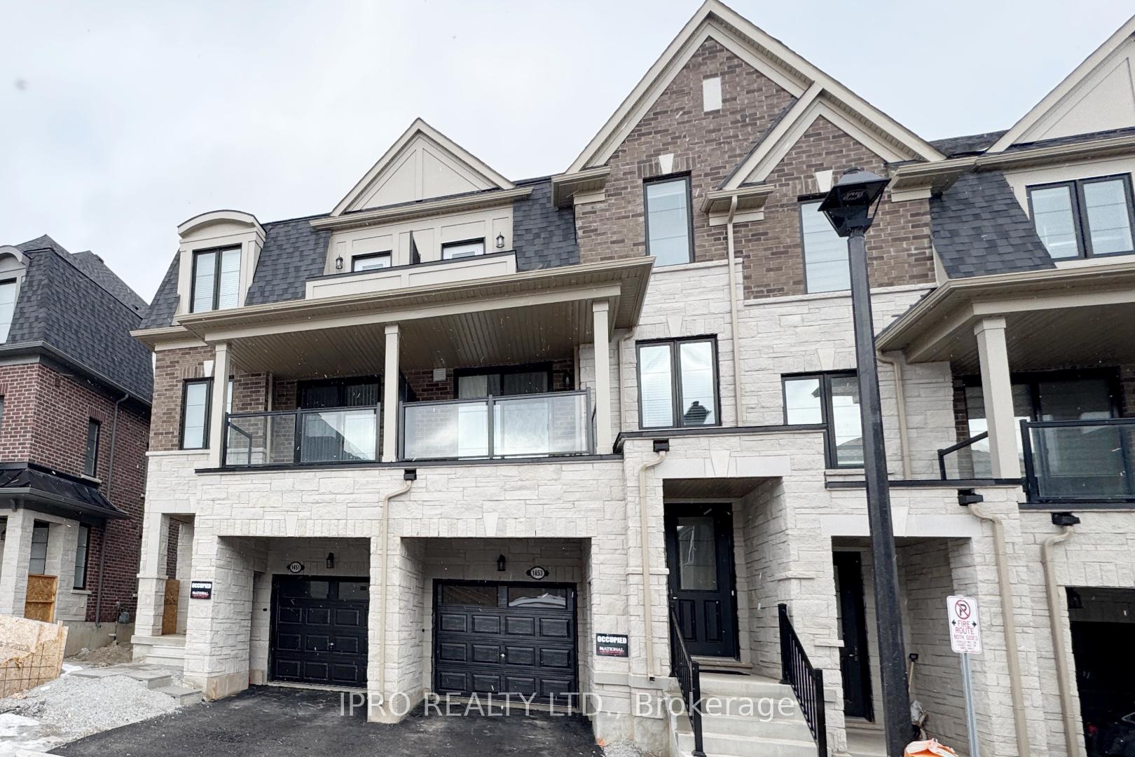 Front of 1453 National Common E