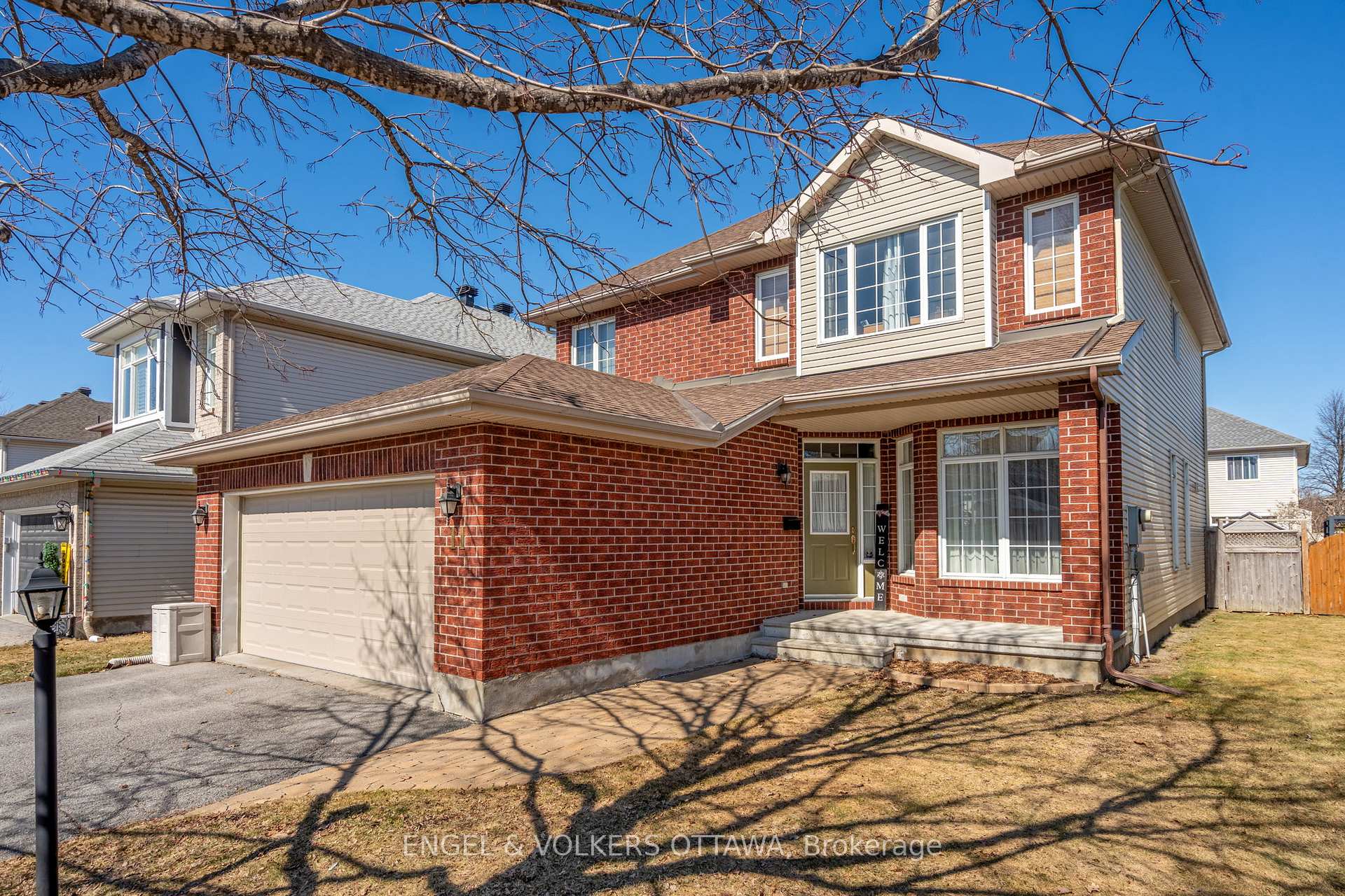 Photo 2 of 11 Dylan Way, Ottawa, Barrhaven East — HOMEH