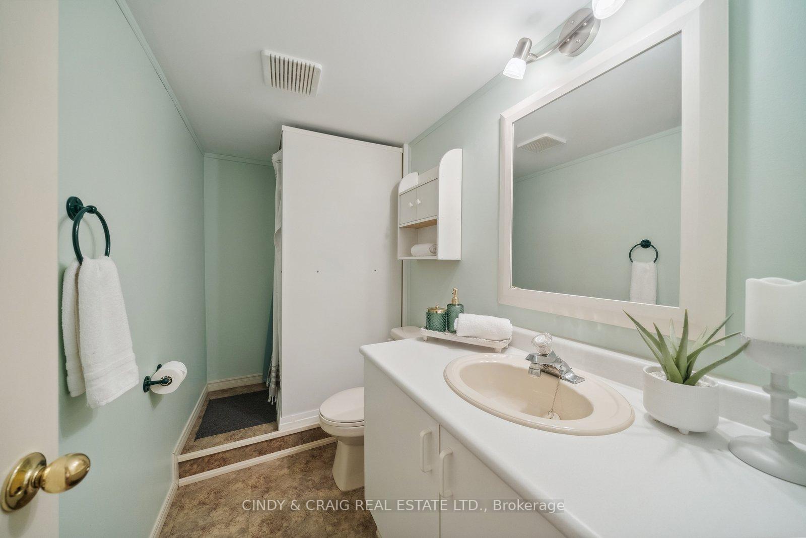 Photo 16 of 63 Townline Road S, Clarington, Courtice — HOMEH