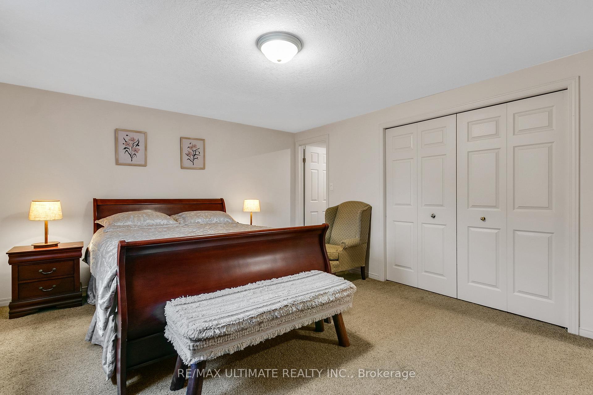 Photo 15 of 209 Deerpath Drive, Guelph, Willow West/Sugarbush/West Acres — HOMEH