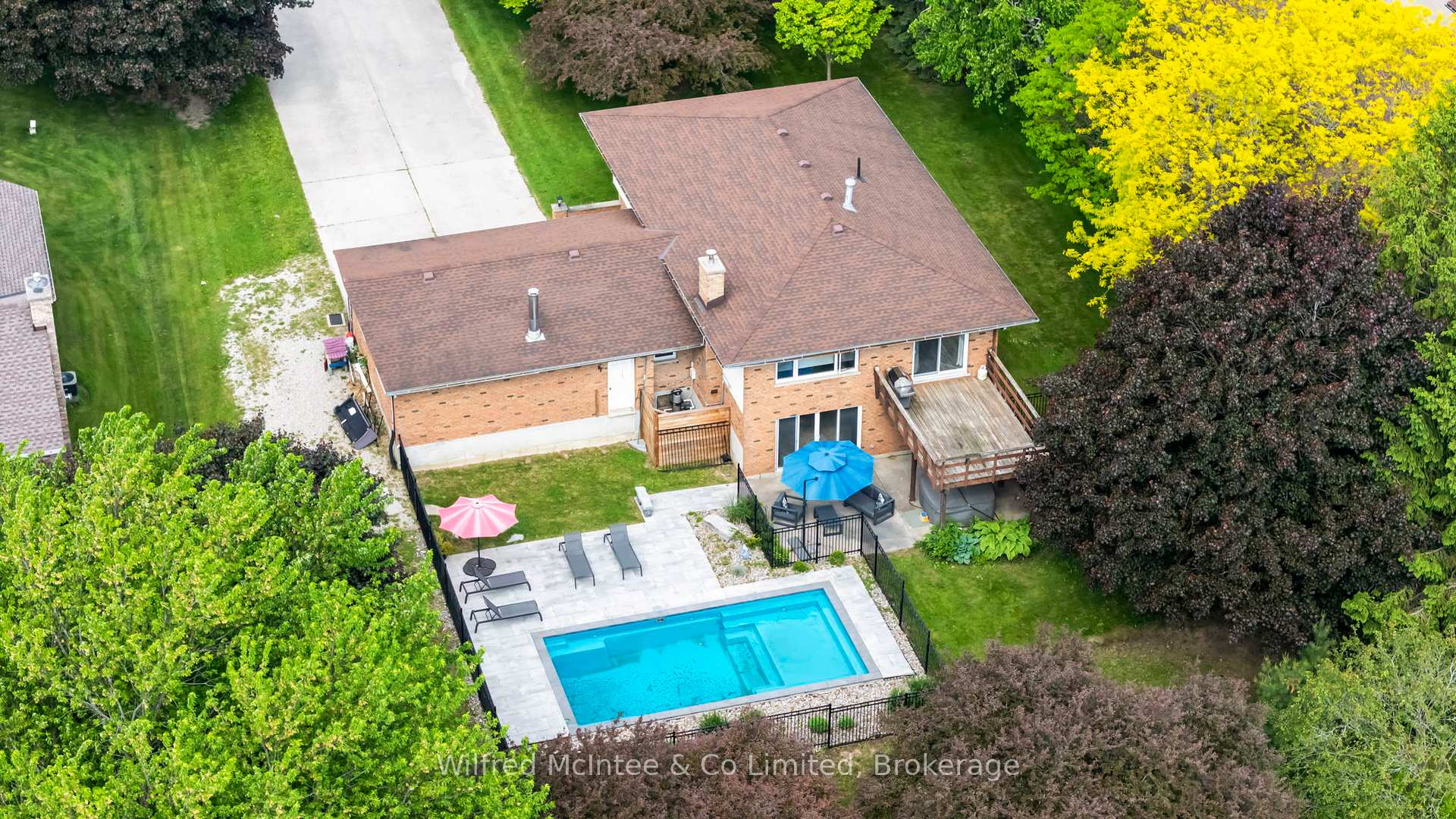 Photo 6 of 22 Geeson Avenue, Brockton — HOMEH