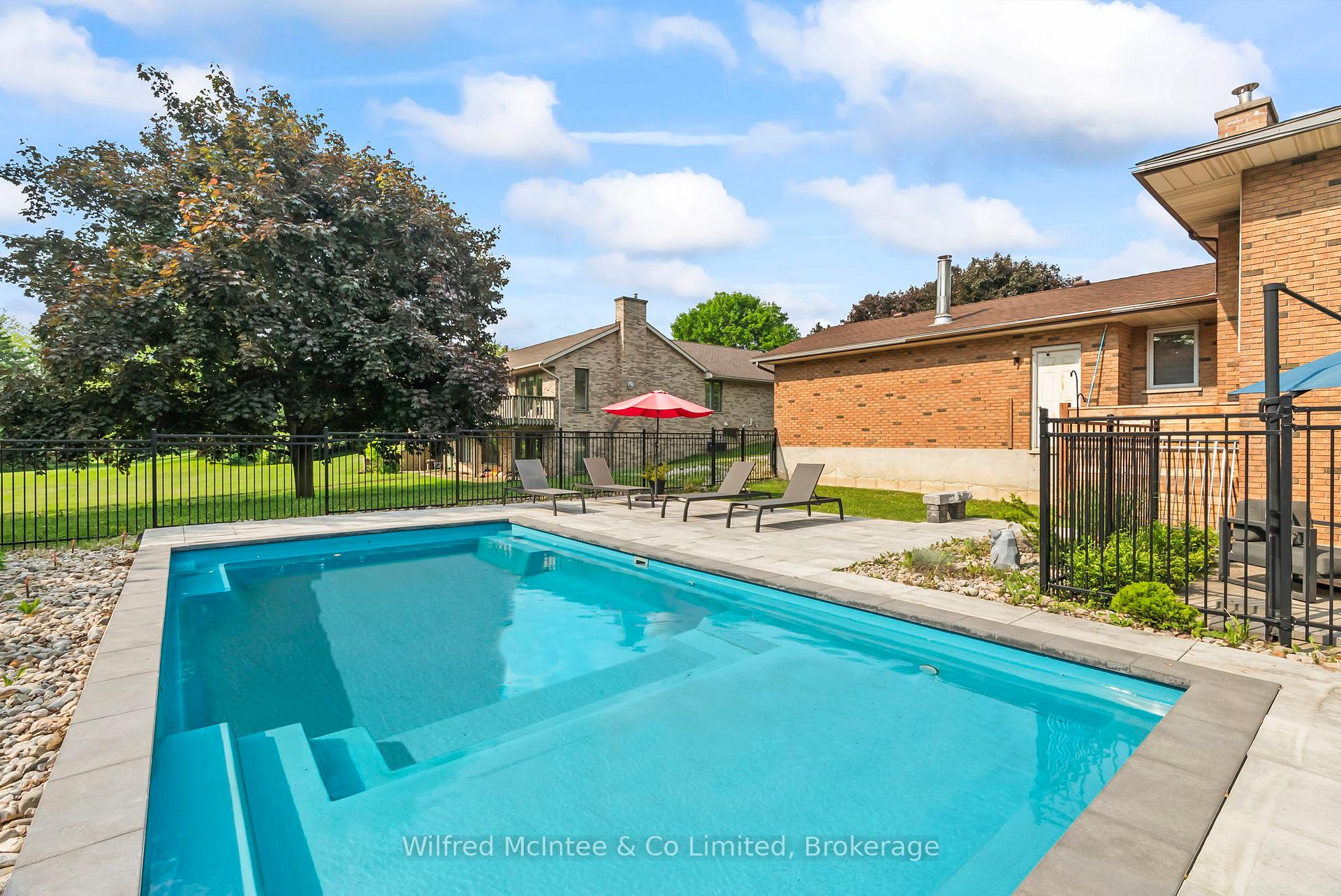 Photo 44 of 22 Geeson Avenue, Brockton — HOMEH