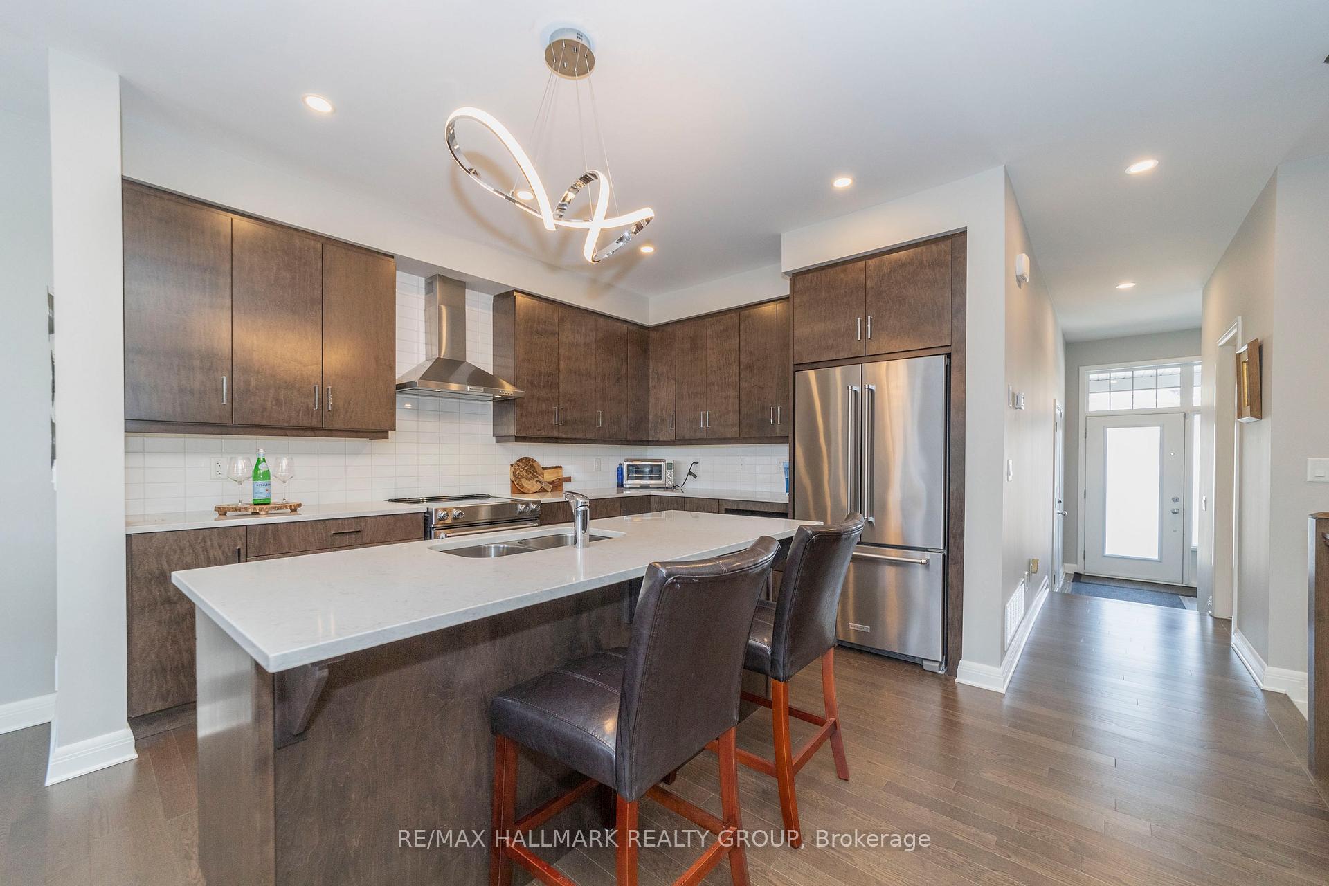 Photo 4 of 340 Kilspindie Ridge, Ottawa, Barrhaven - Stonebridge — HOMEH