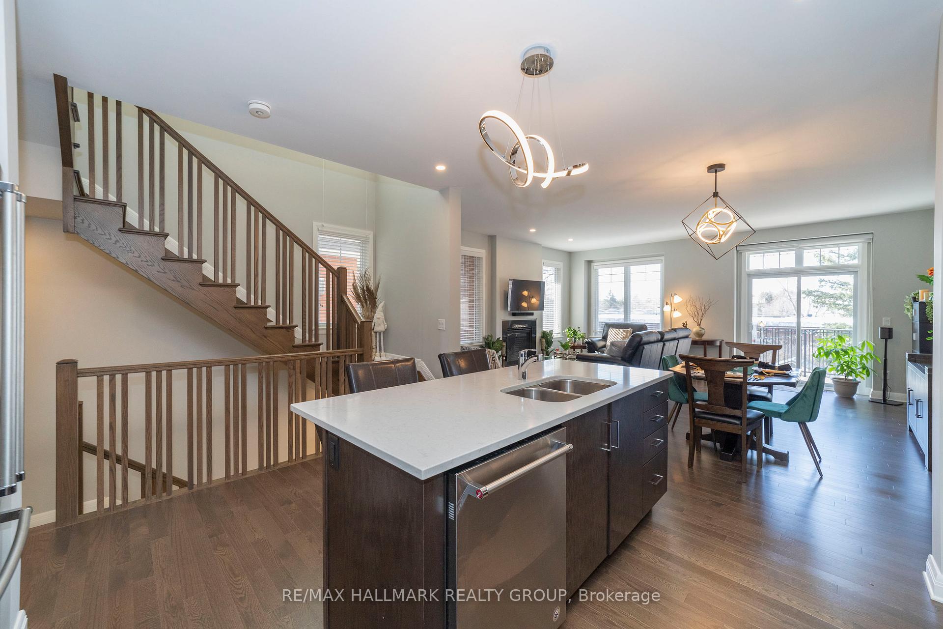 Photo 6 of 340 Kilspindie Ridge, Ottawa, Barrhaven - Stonebridge — HOMEH