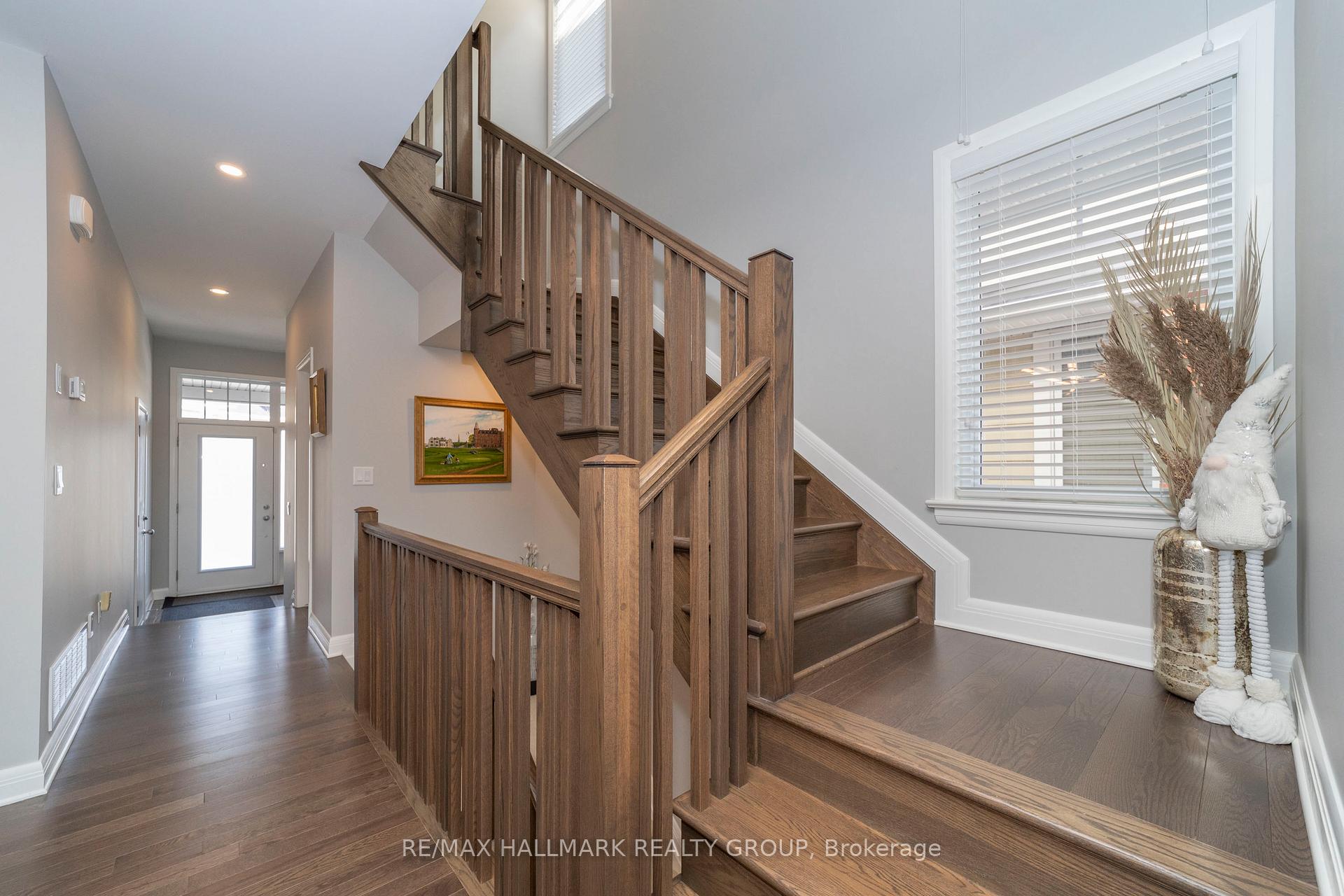 Photo 13 of 340 Kilspindie Ridge, Ottawa, Barrhaven - Stonebridge — HOMEH