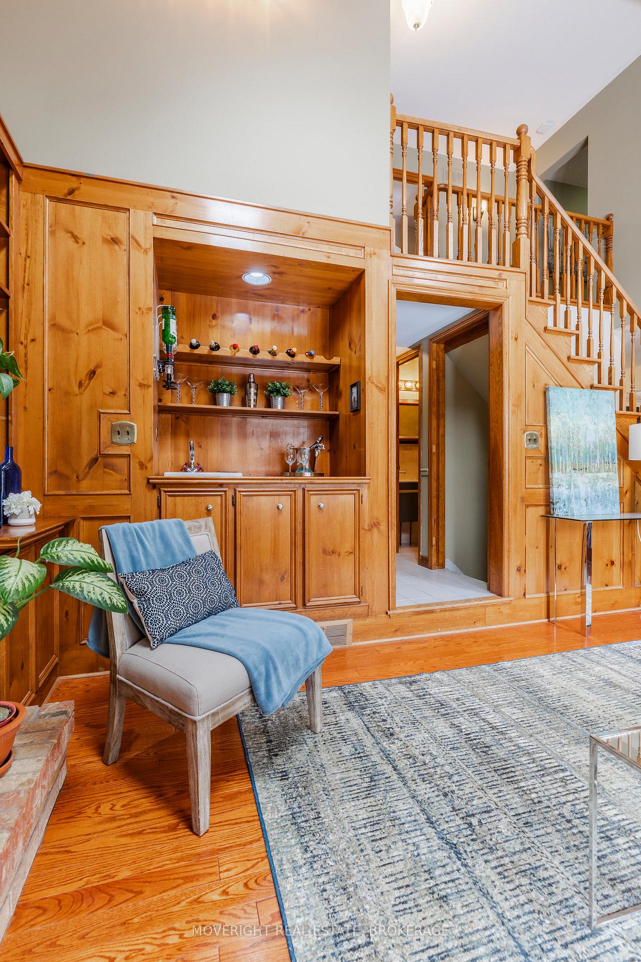 Photo 14 of 62 Templer Drive, Hamilton, Ancaster — HOMEH
