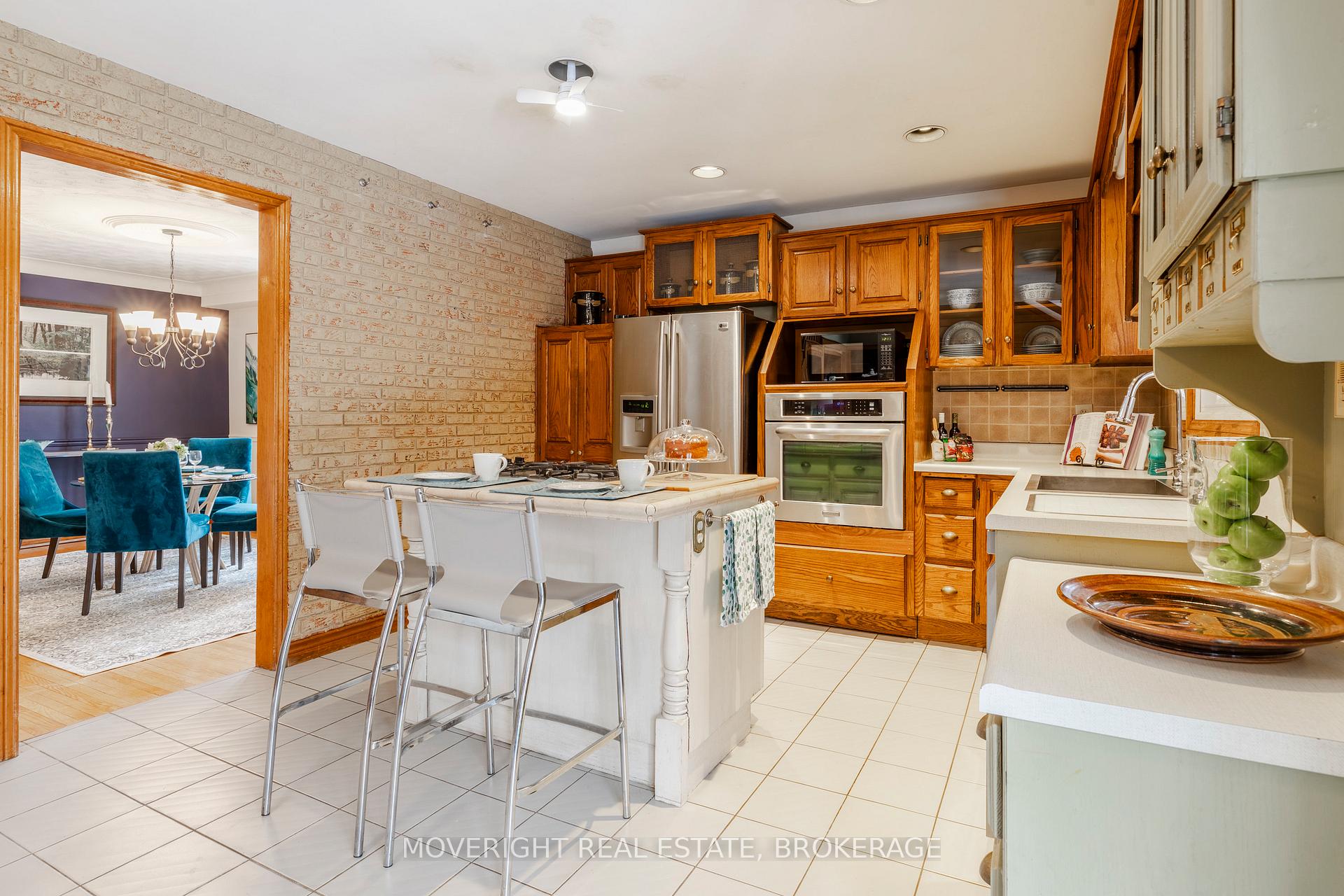 Photo 18 of 62 Templer Drive, Hamilton, Ancaster — HOMEH
