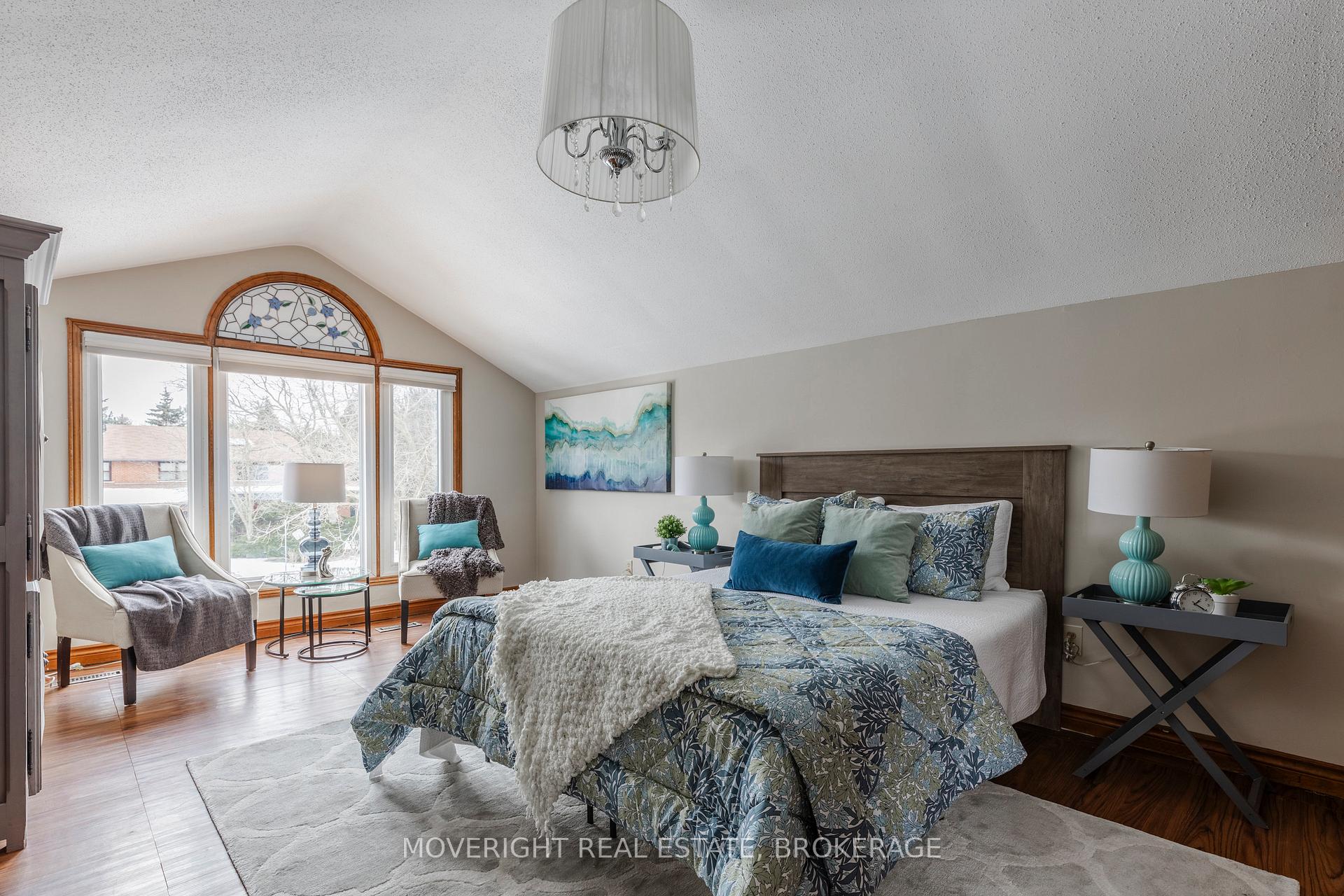 Photo 23 of 62 Templer Drive, Hamilton, Ancaster — HOMEH