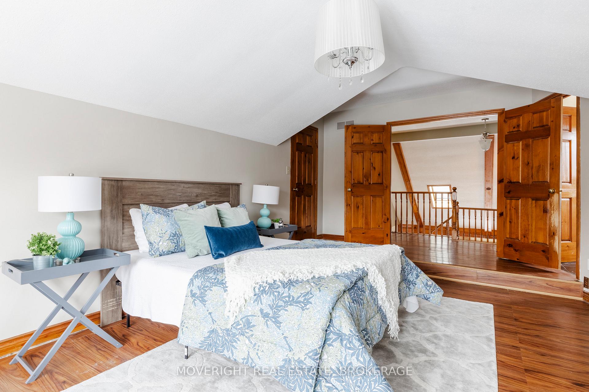 Photo 44 of 62 Templer Drive, Hamilton, Ancaster — HOMEH
