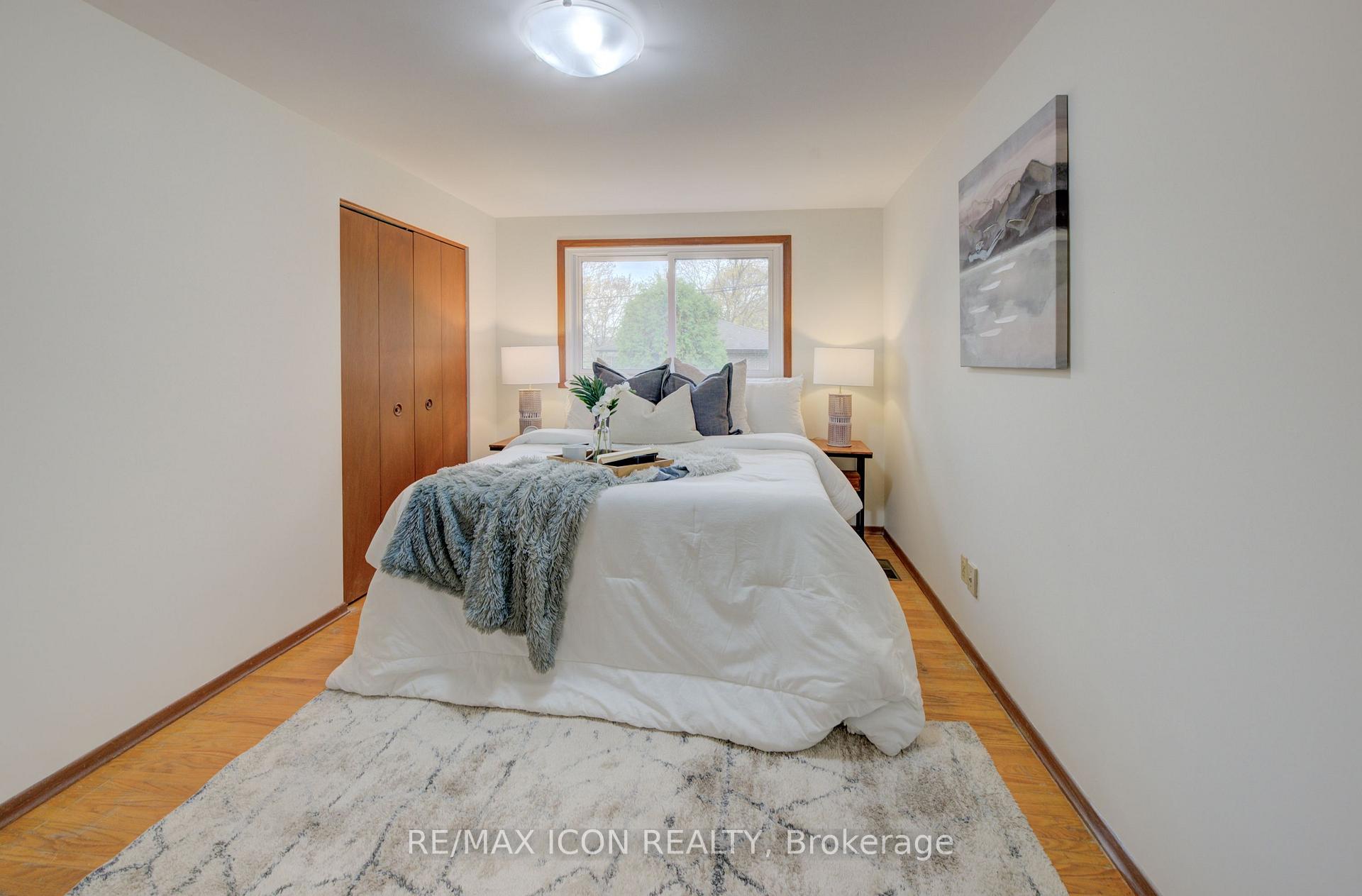 Photo 17 of 52 Brentwood Drive, Guelph, Riverside Park — HOMEH