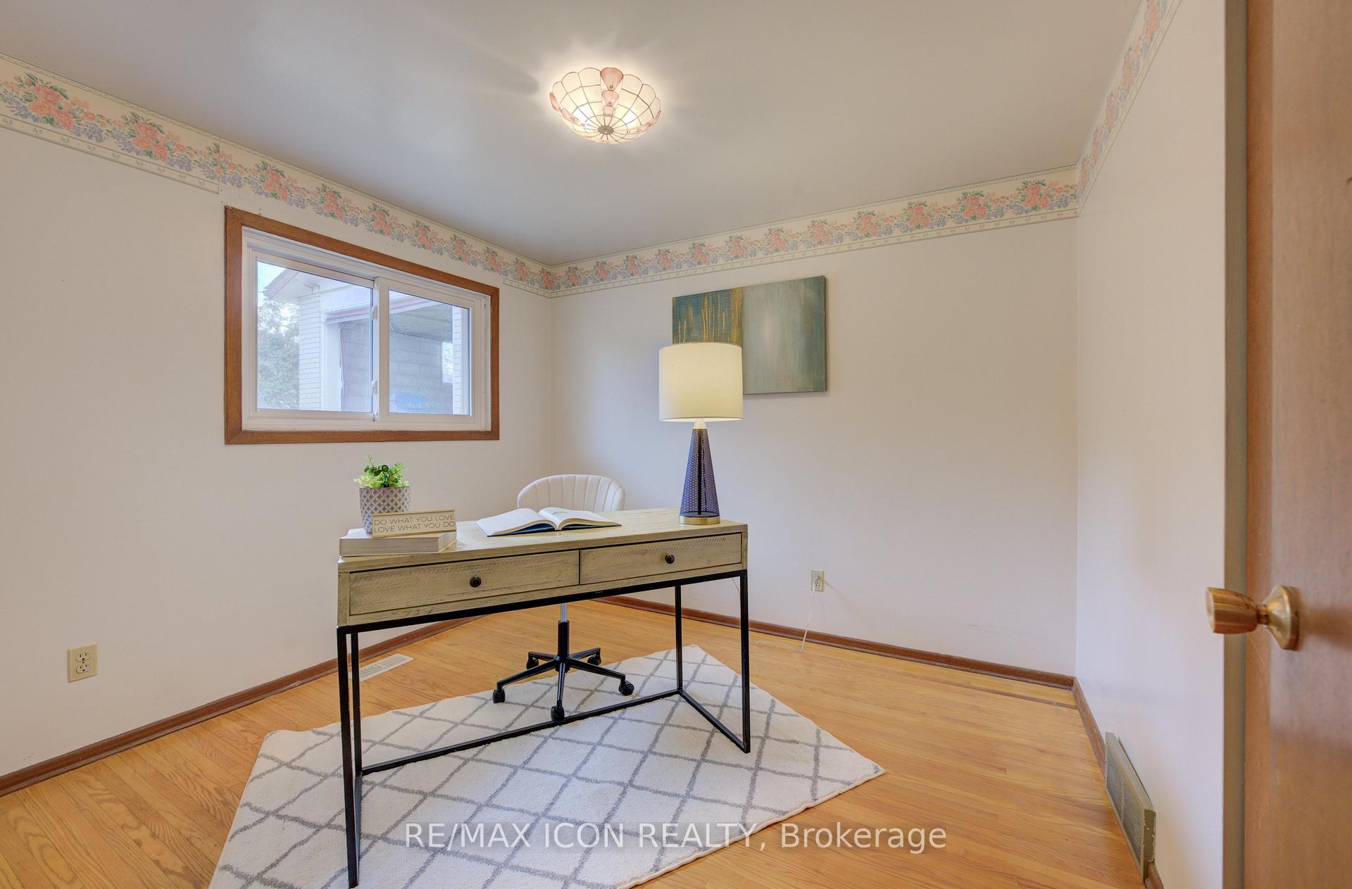 Photo 22 of 52 Brentwood Drive, Guelph, Riverside Park — HOMEH