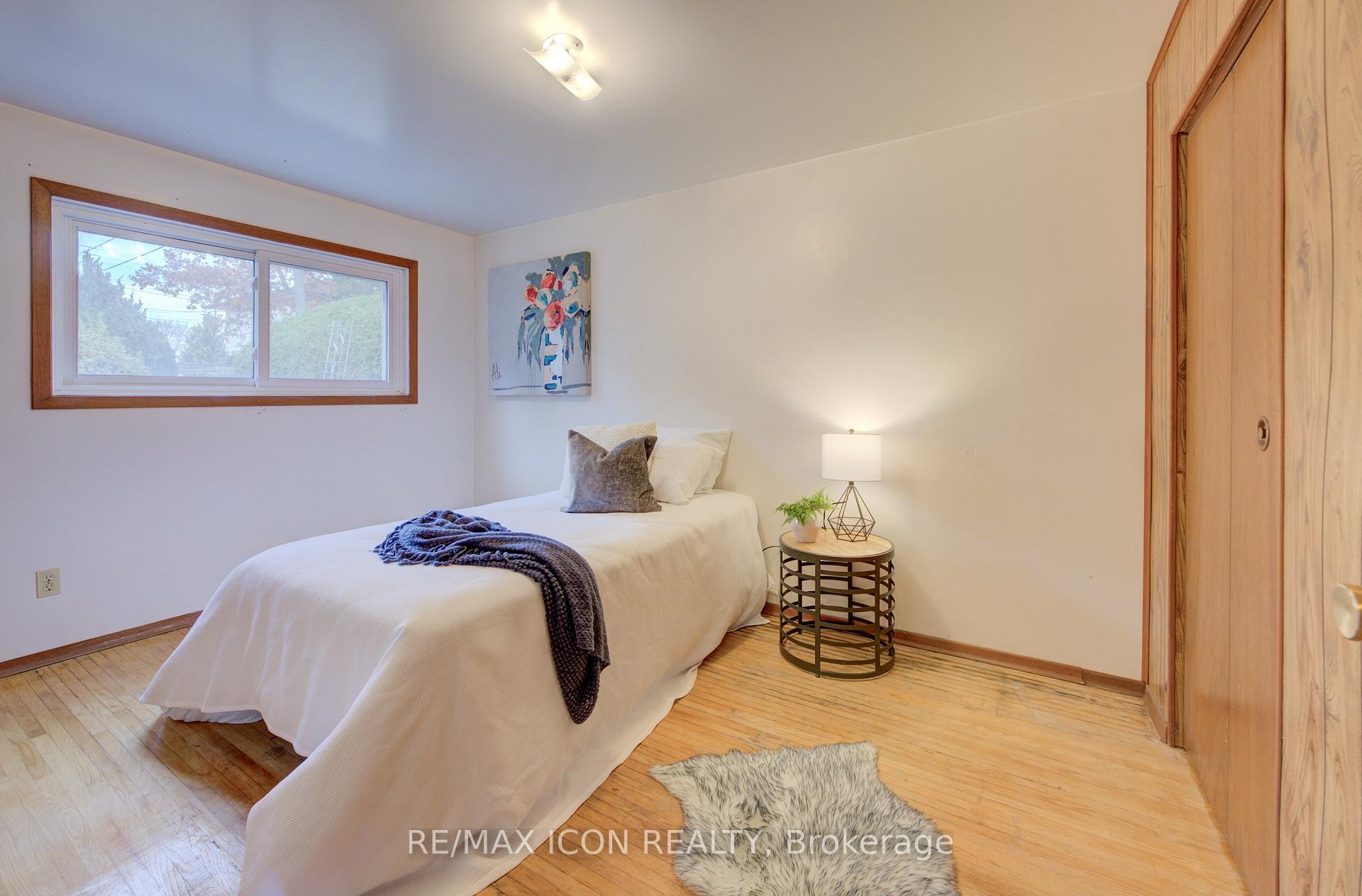 Photo 23 of 52 Brentwood Drive, Guelph, Riverside Park — HOMEH