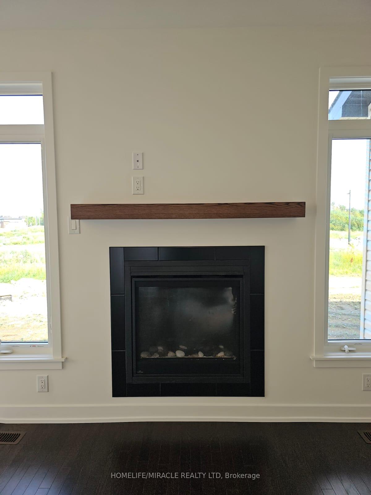 Photo 11 of 809 Mochi Circle, Ottawa, Barrhaven - Heritage Park — HOMEH