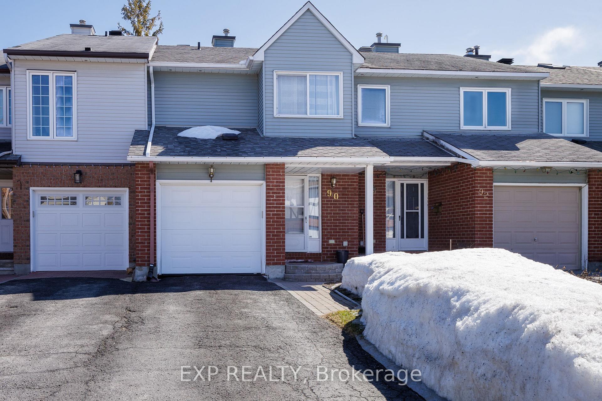 Photo 1 of 90 Pickwick Drive, Ottawa, Barrhaven - Cedargrove/Fraserdale — HOMEH