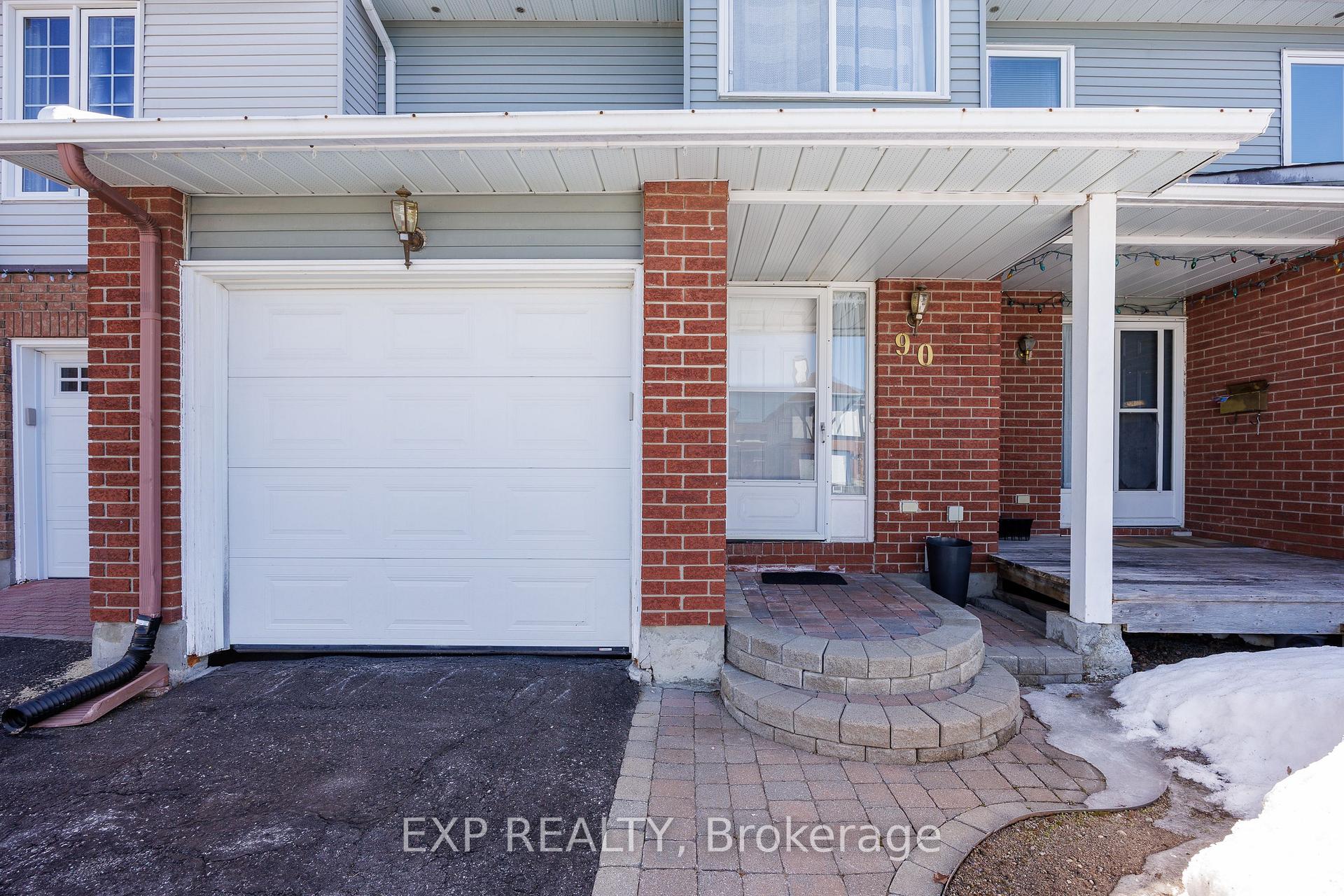 Photo 2 of 90 Pickwick Drive, Ottawa, Barrhaven - Cedargrove/Fraserdale — HOMEH