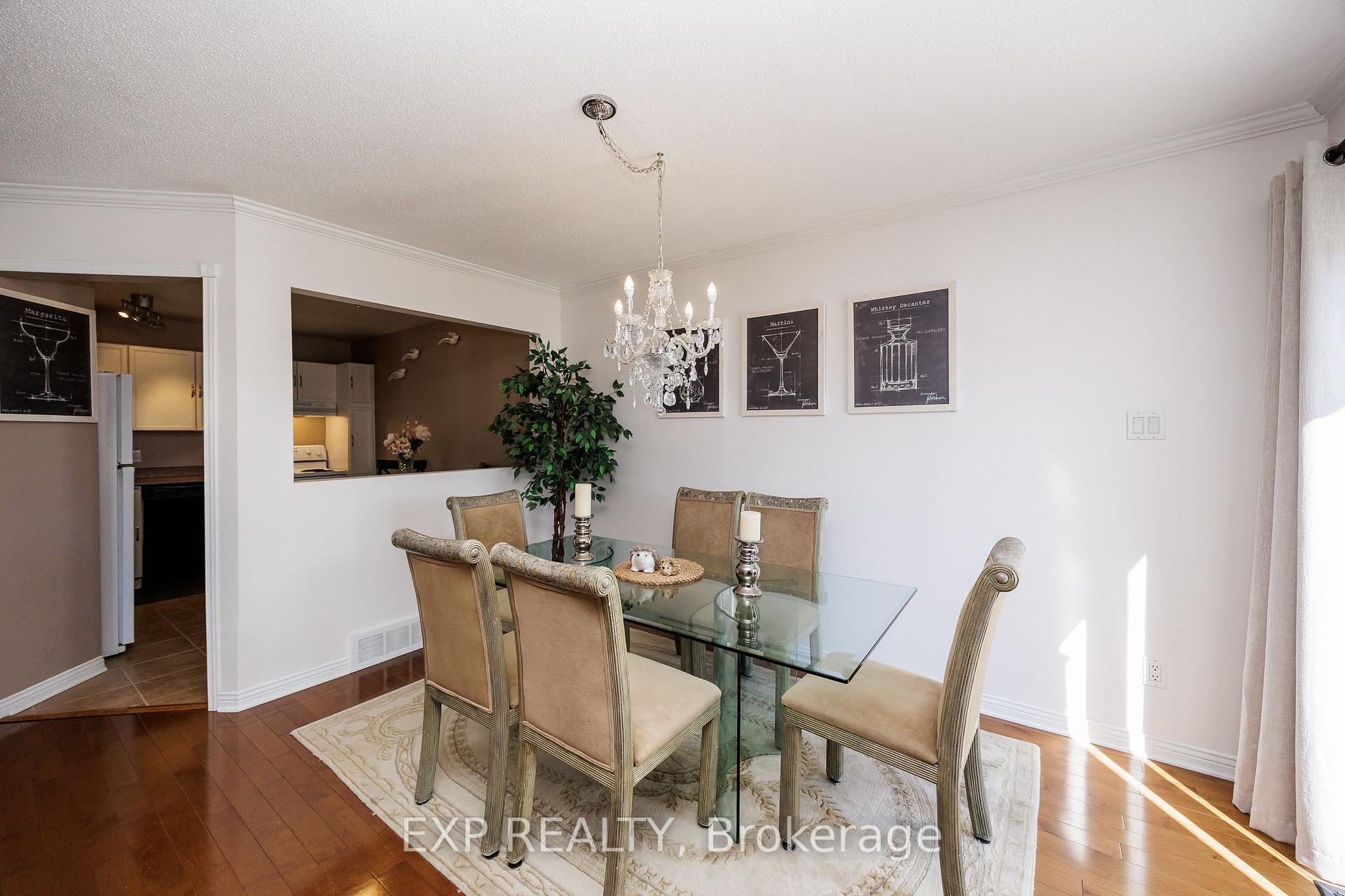 Photo 7 of 90 Pickwick Drive, Ottawa, Barrhaven - Cedargrove/Fraserdale — HOMEH