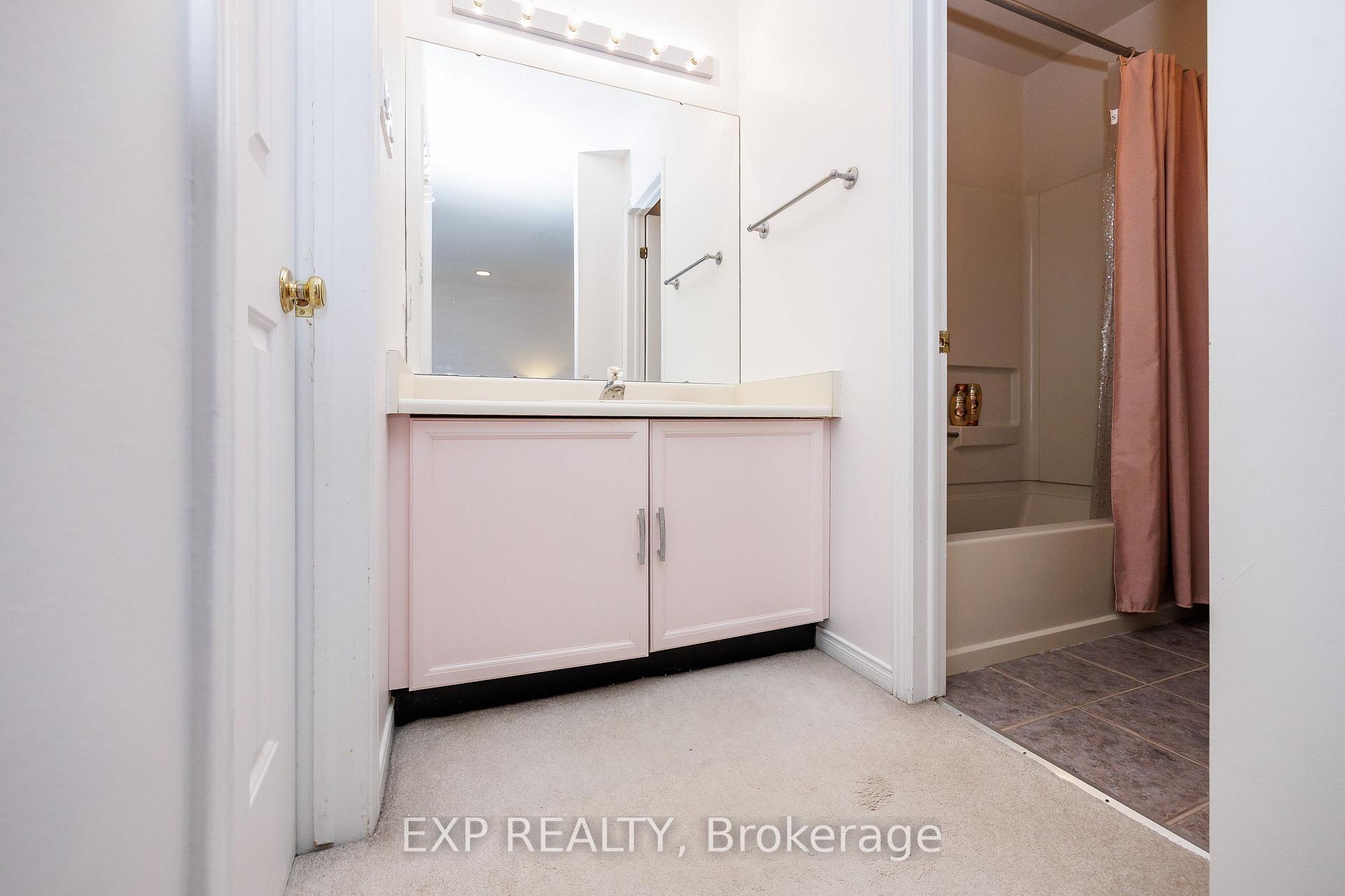 Photo 19 of 90 Pickwick Drive, Ottawa, Barrhaven - Cedargrove/Fraserdale — HOMEH