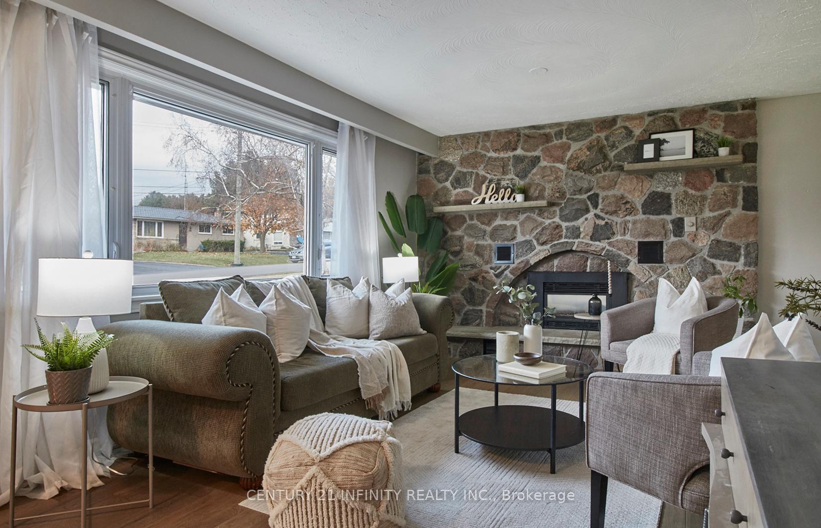 Photo 6 of 667 Sunset Boulevard, Clarington, Newcastle — HOMEH