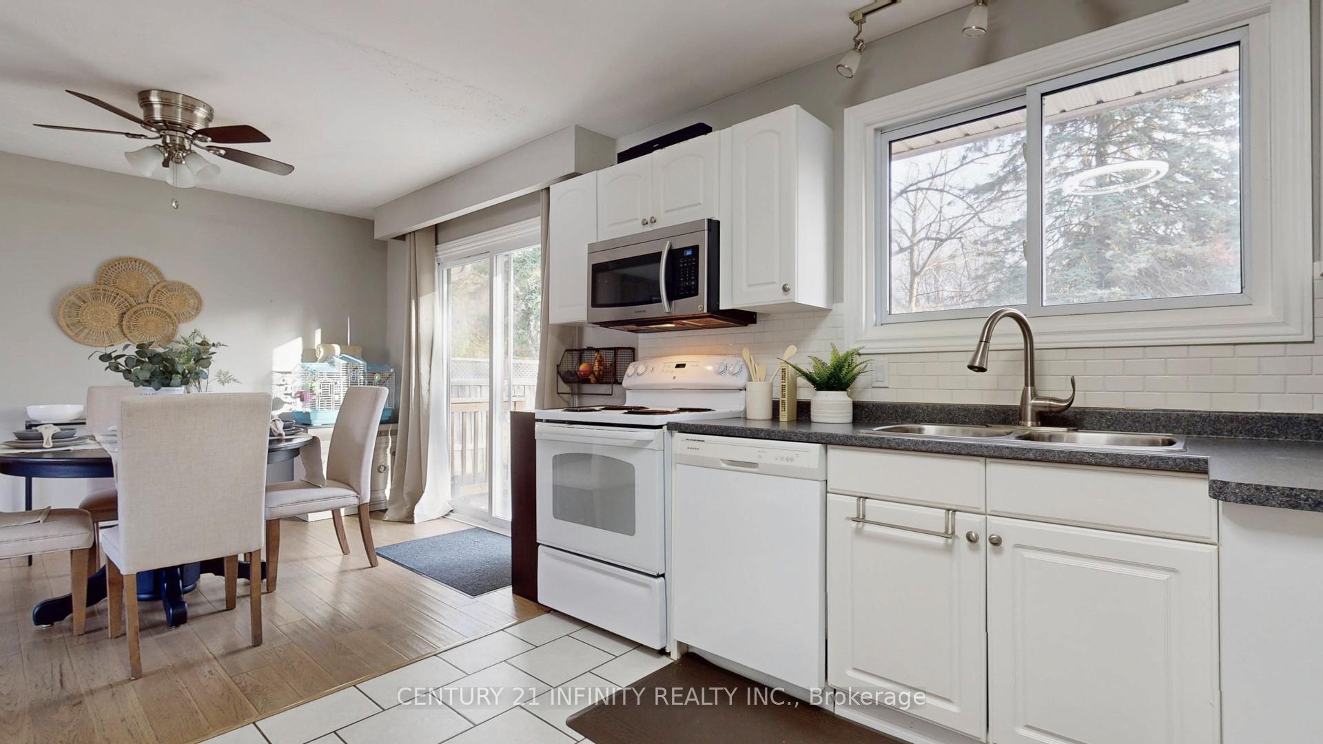 Photo 11 of 667 Sunset Boulevard, Clarington, Newcastle — HOMEH