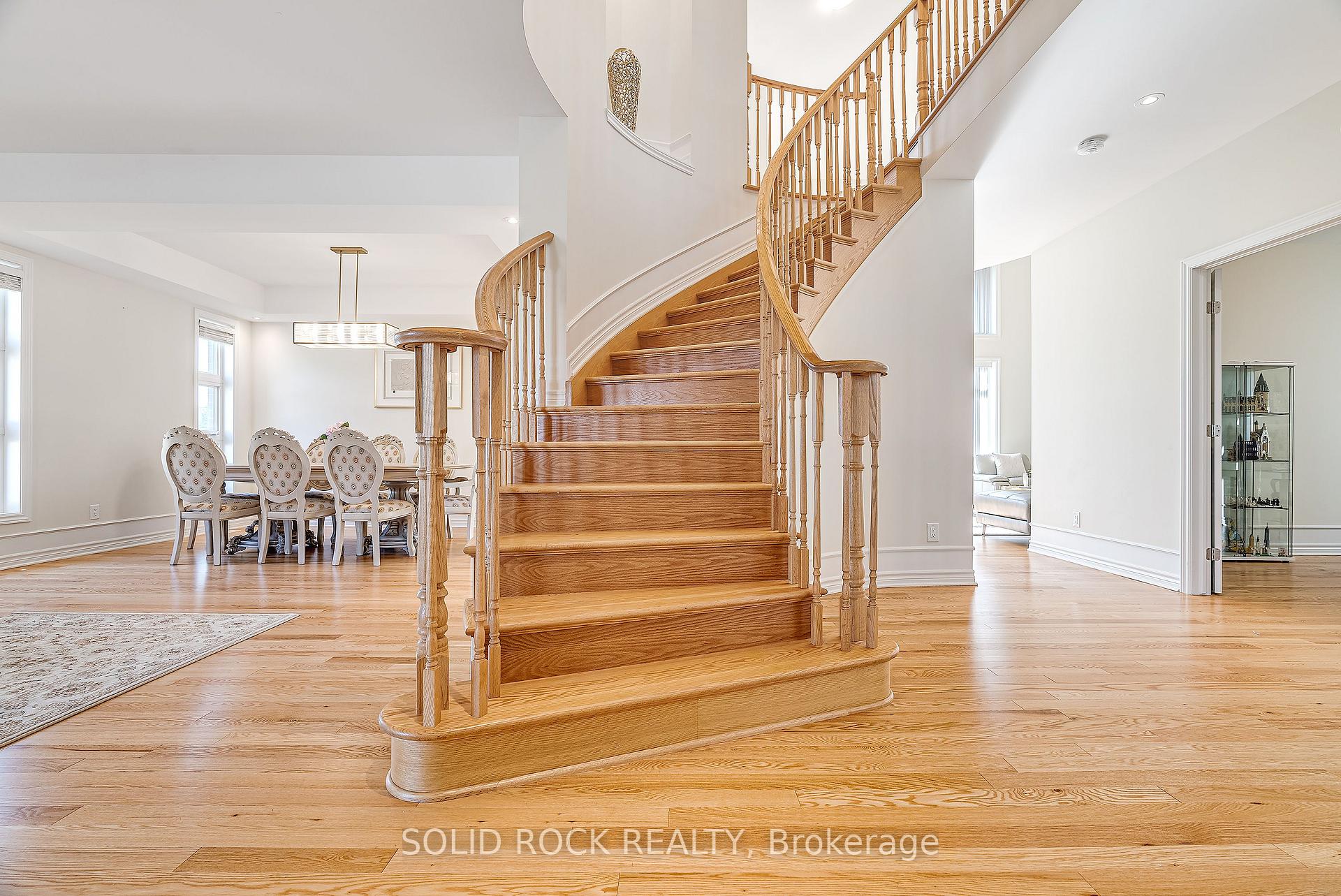 Photo 21 of 326 Memorial Grove, Ottawa, Riverside South/Gloucester Glen — HOMEH