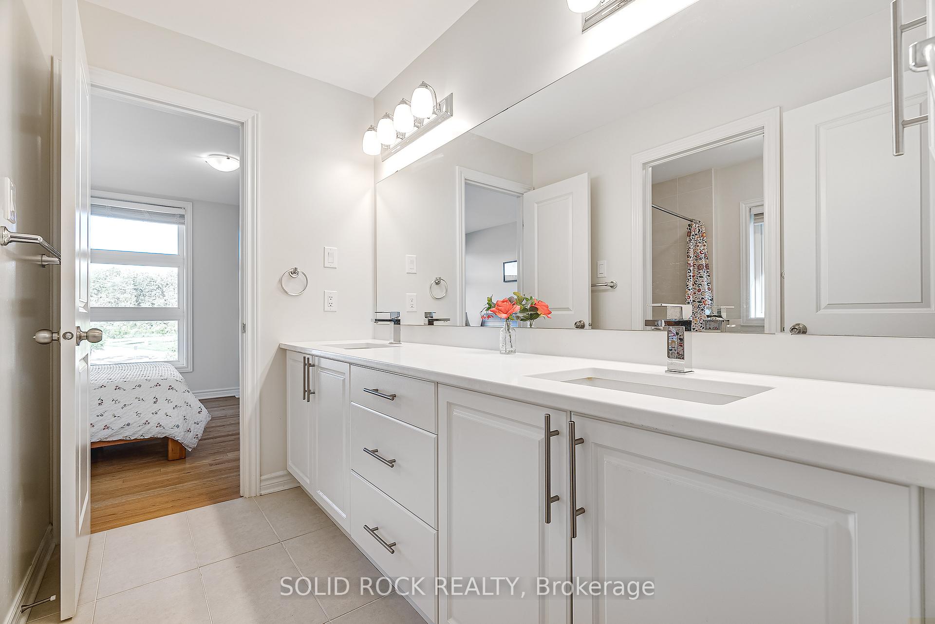 Photo 30 of 326 Memorial Grove, Ottawa, Riverside South/Gloucester Glen — HOMEH