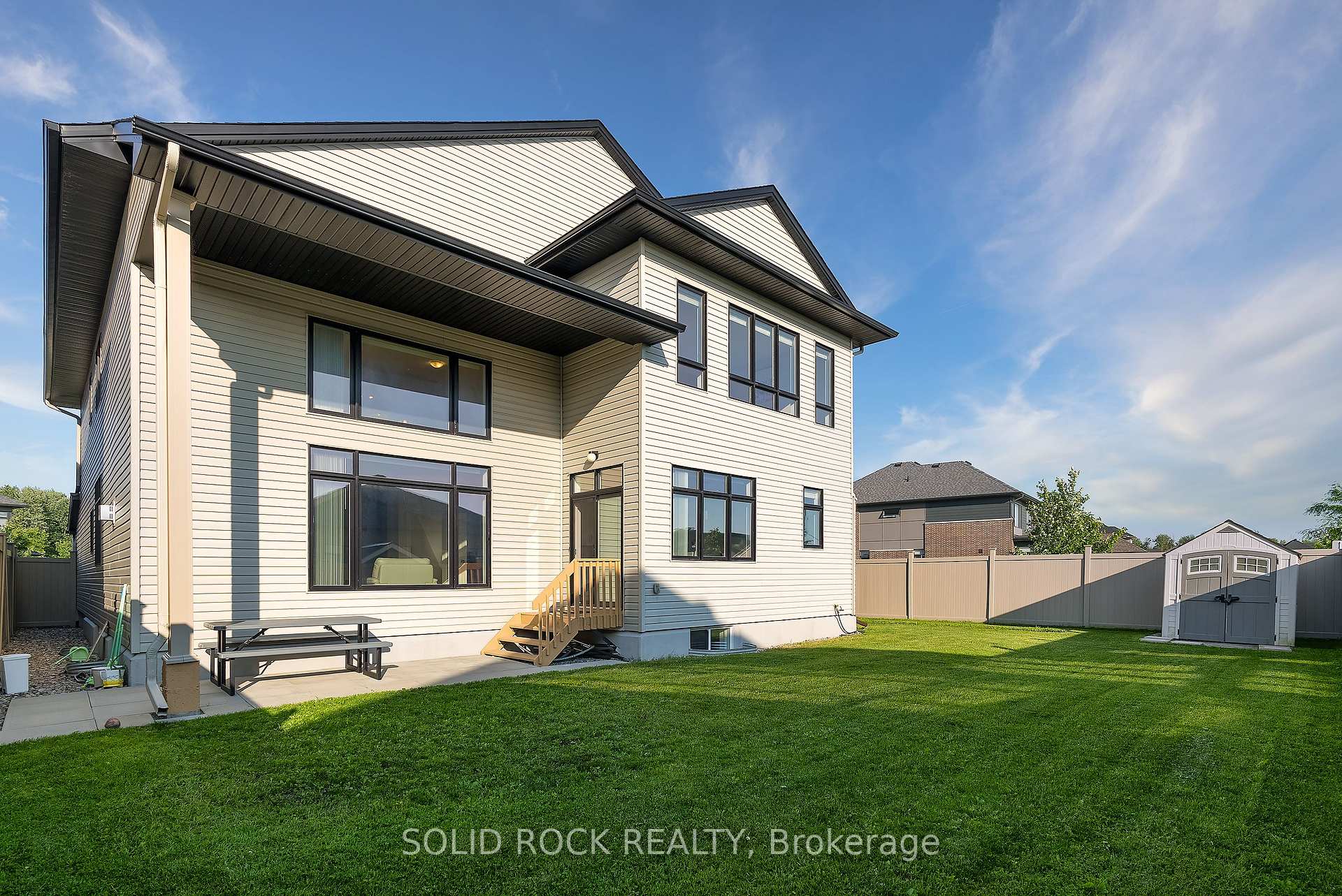 Photo 42 of 326 Memorial Grove, Ottawa, Riverside South/Gloucester Glen — HOMEH