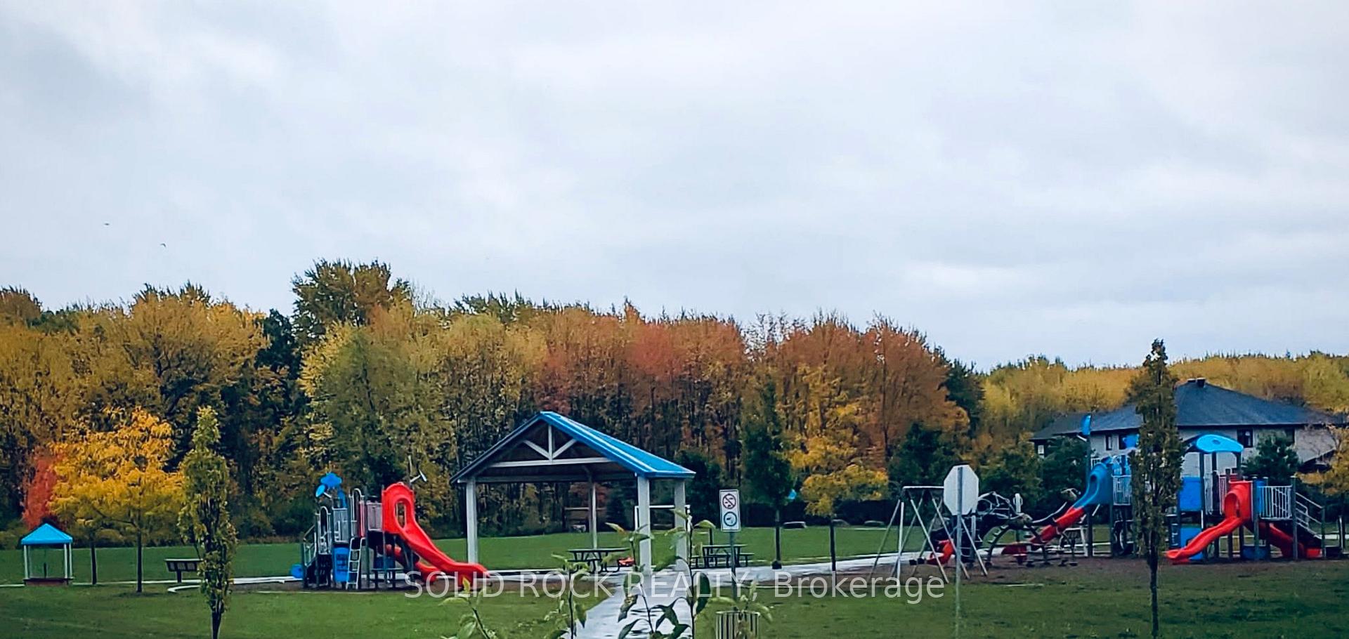 Photo 47 of 326 Memorial Grove, Ottawa, Riverside South/Gloucester Glen — HOMEH