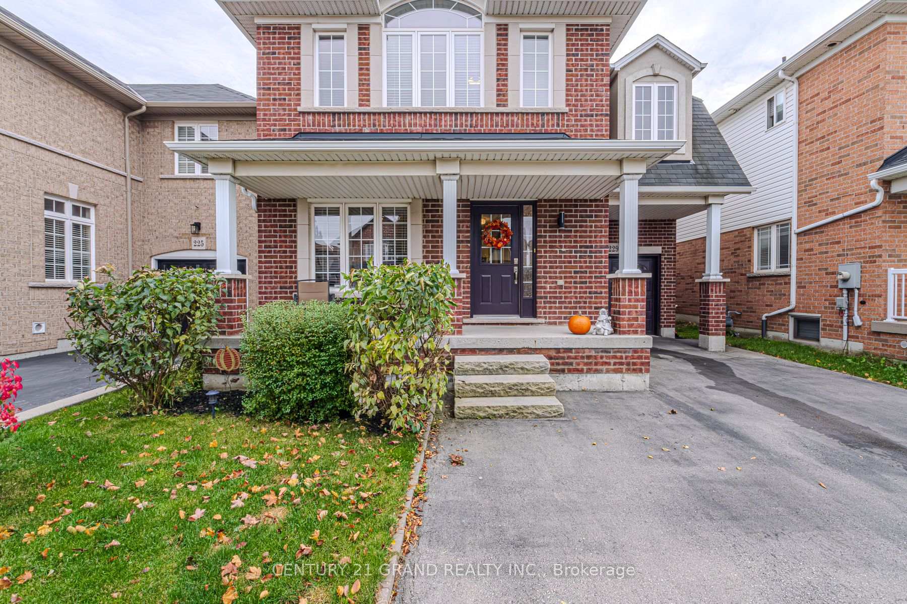 Photo 1 of 229 Springvalley Crescent, Hamilton, Gourley — HOMEH