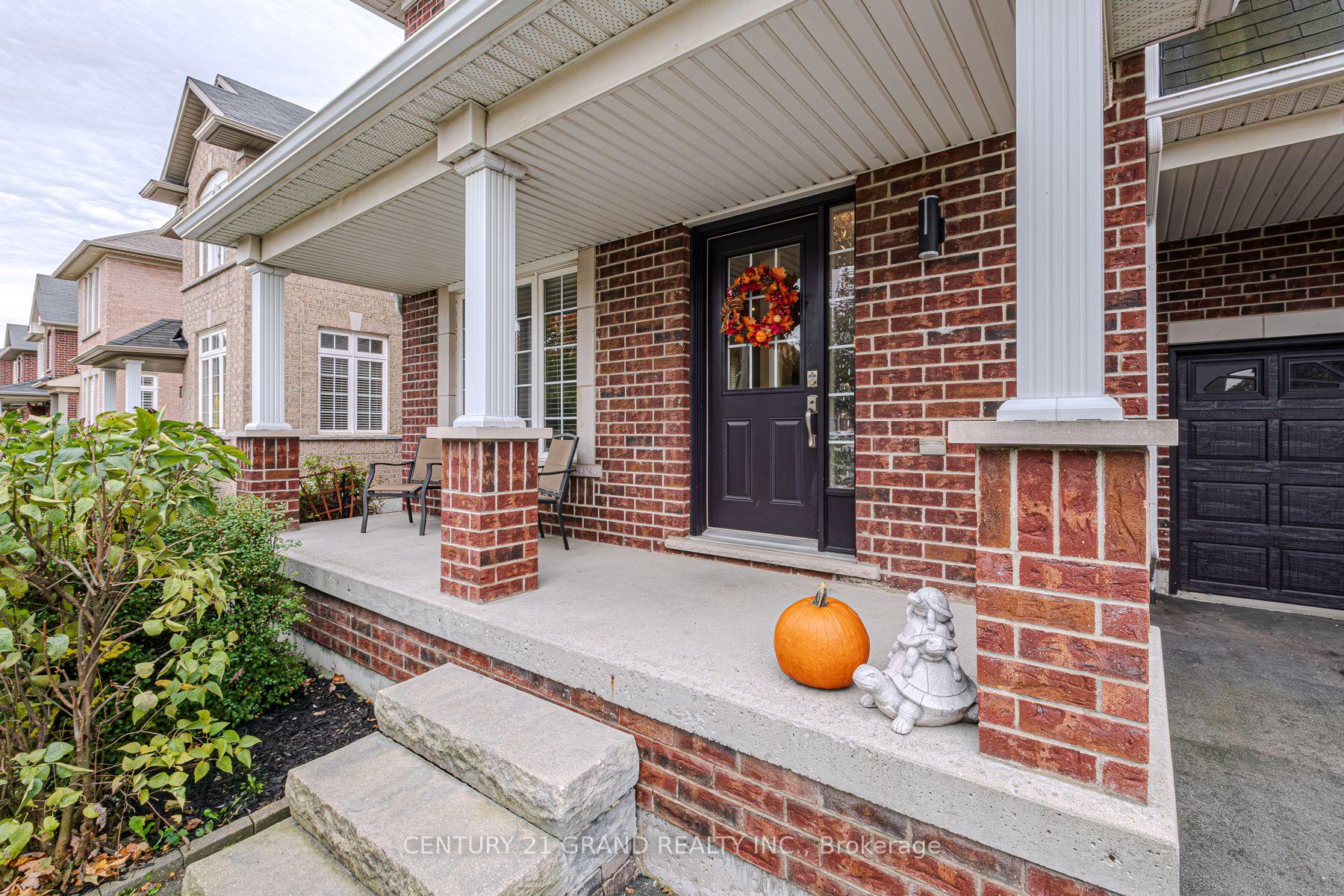 Photo 4 of 229 Springvalley Crescent, Hamilton, Gourley — HOMEH