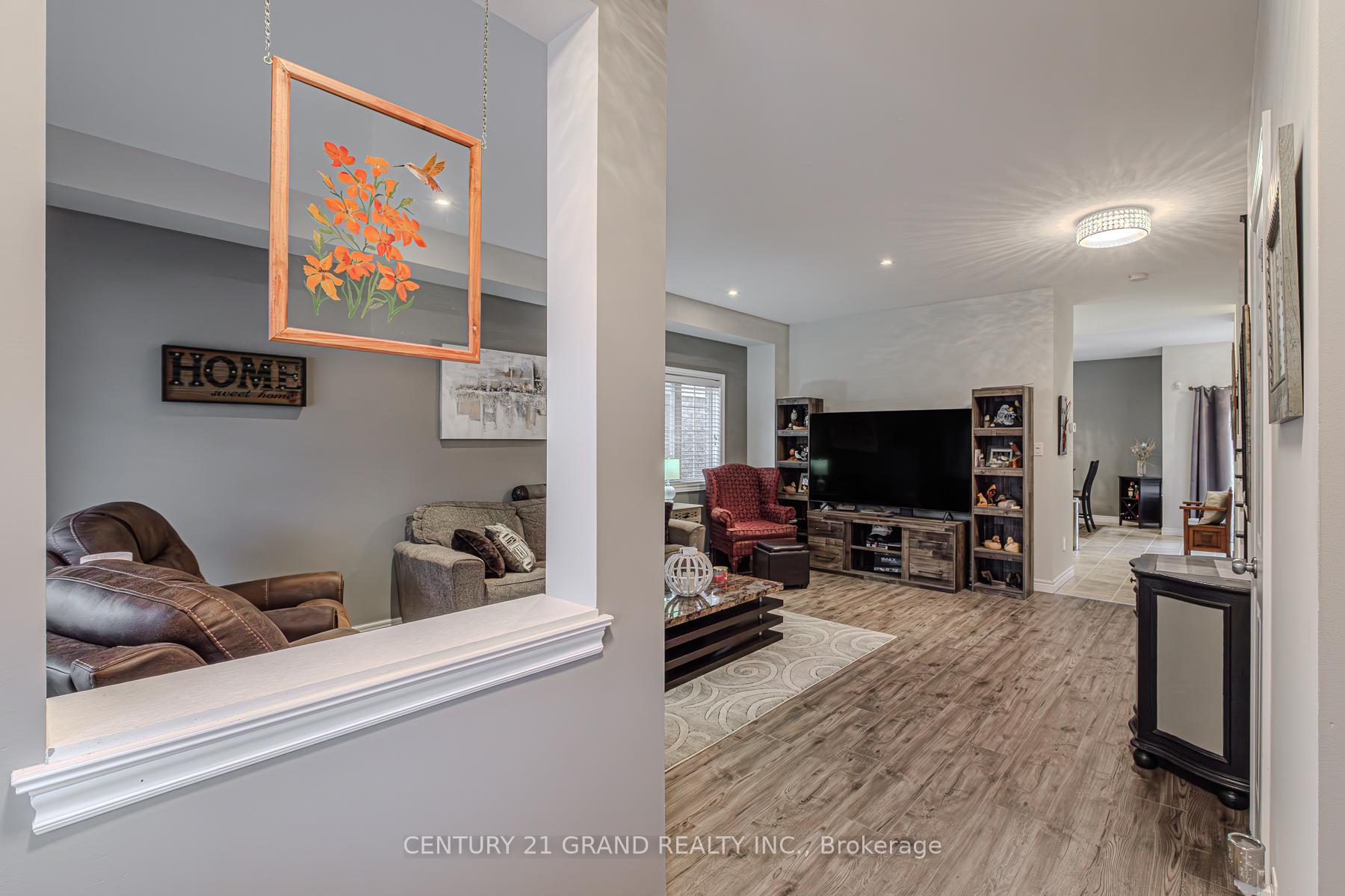 Photo 11 of 229 Springvalley Crescent, Hamilton, Gourley — HOMEH