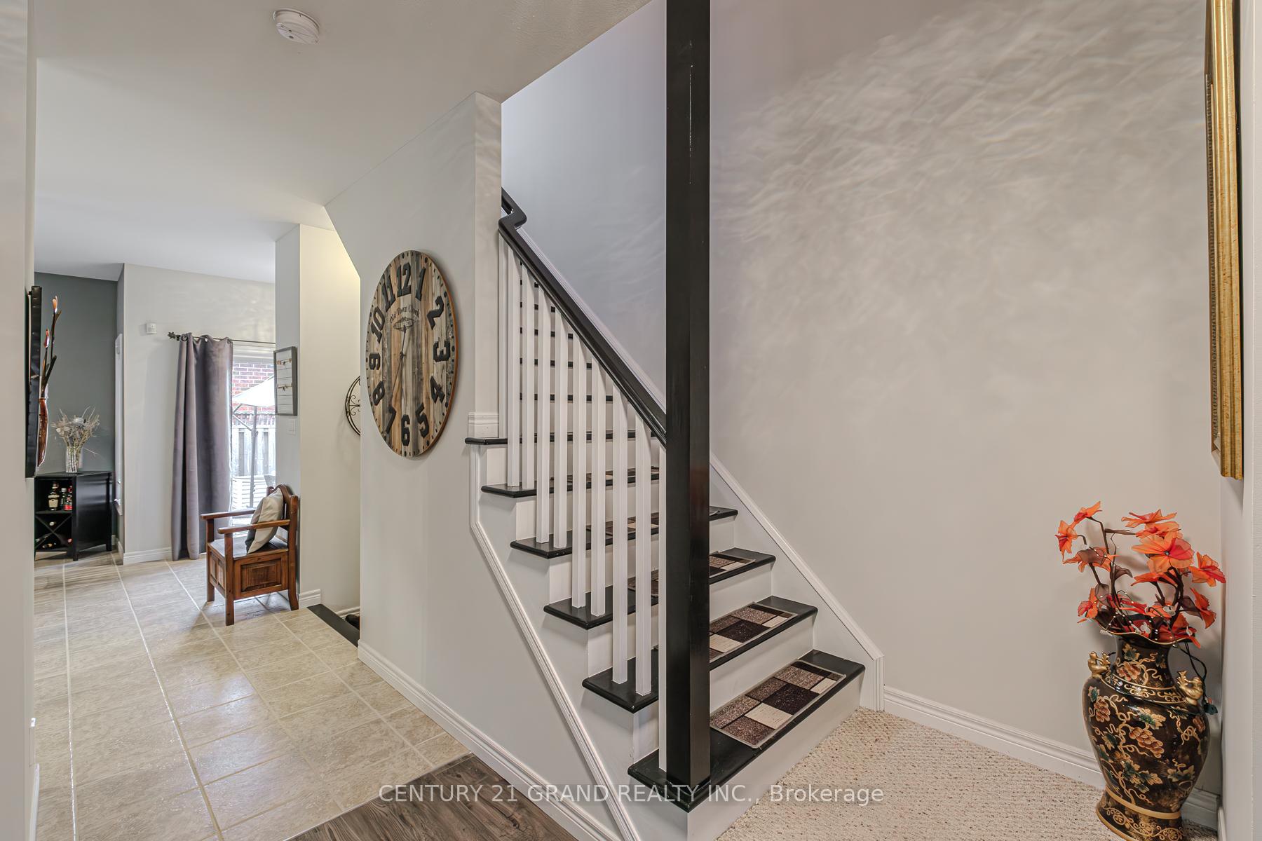 Photo 17 of 229 Springvalley Crescent, Hamilton, Gourley — HOMEH