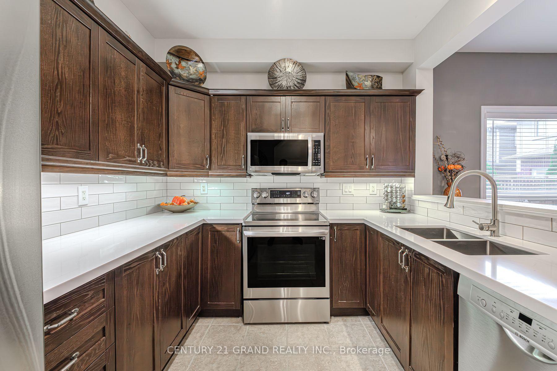 Photo 20 of 229 Springvalley Crescent, Hamilton, Gourley — HOMEH