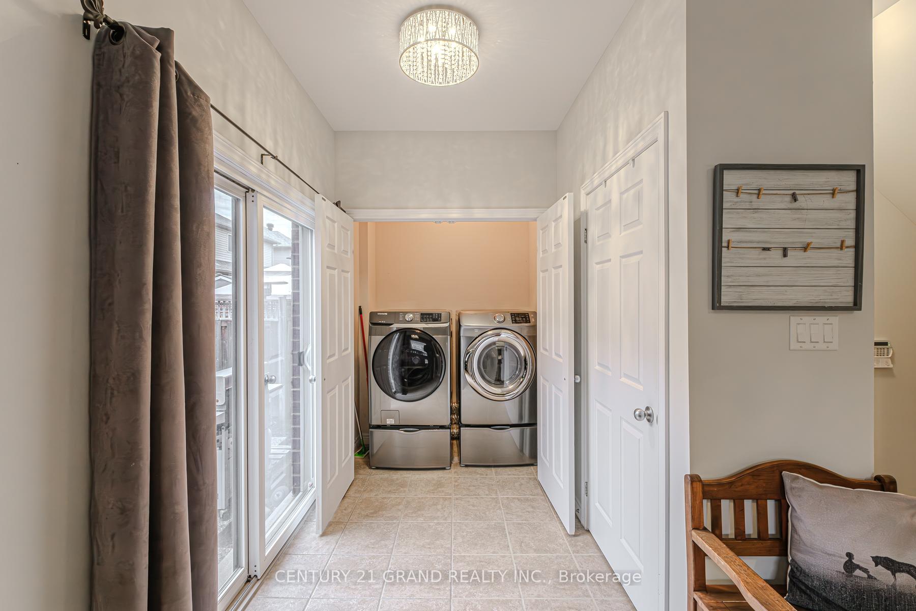 Photo 24 of 229 Springvalley Crescent, Hamilton, Gourley — HOMEH