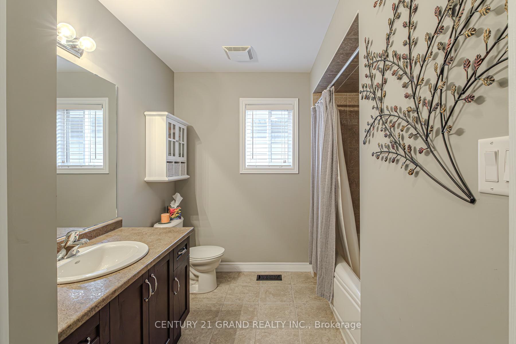 Photo 33 of 229 Springvalley Crescent, Hamilton, Gourley — HOMEH