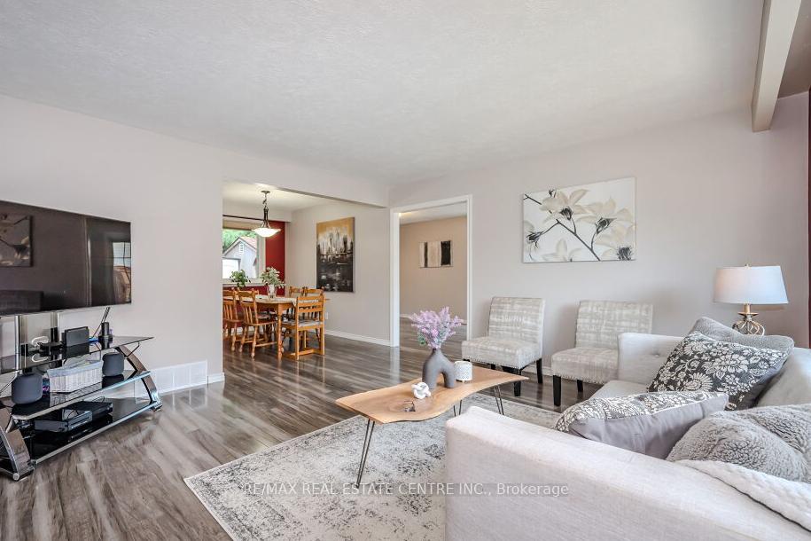 Photo 7 of 95 Balmoral Drive, Guelph, Riverside Park — HOMEH