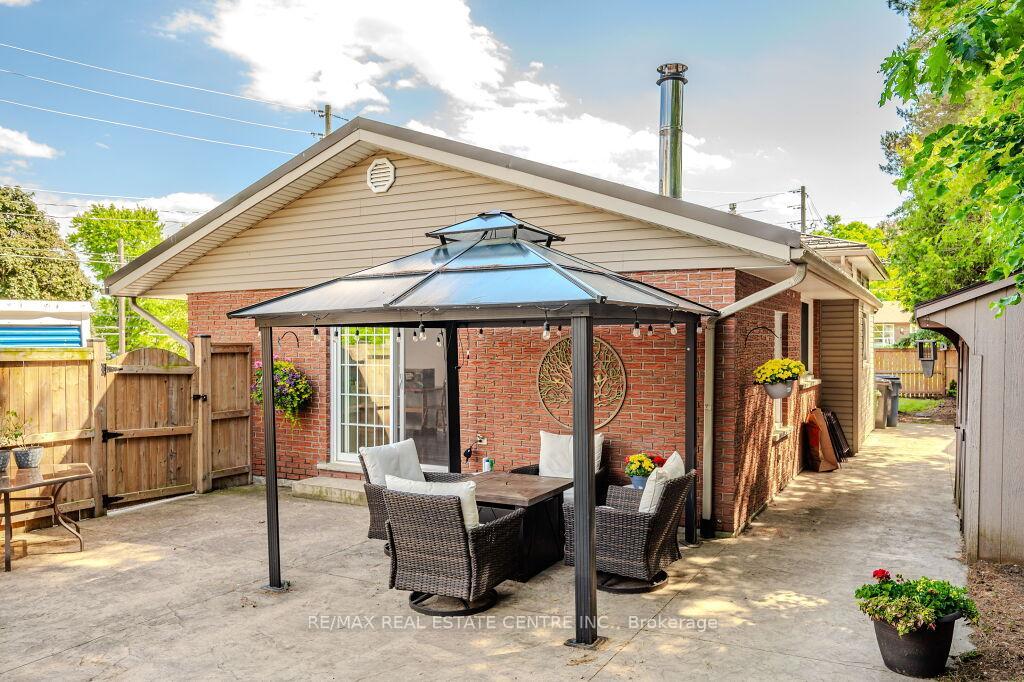 Photo 24 of 95 Balmoral Drive, Guelph, Riverside Park — HOMEH