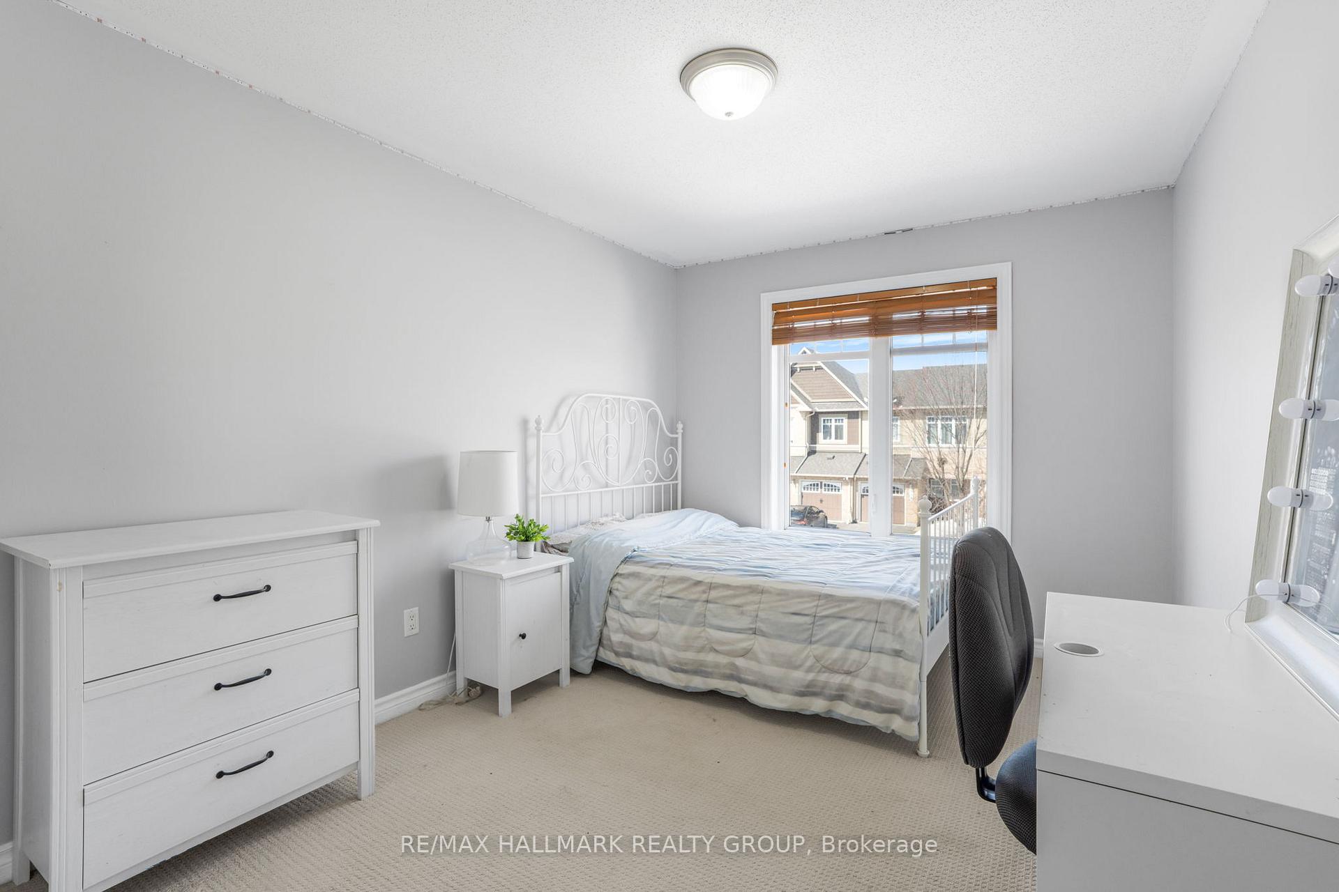 Photo 21 of 106 Garrity Crescent, Ottawa, Barrhaven - Strandherd — HOMEH