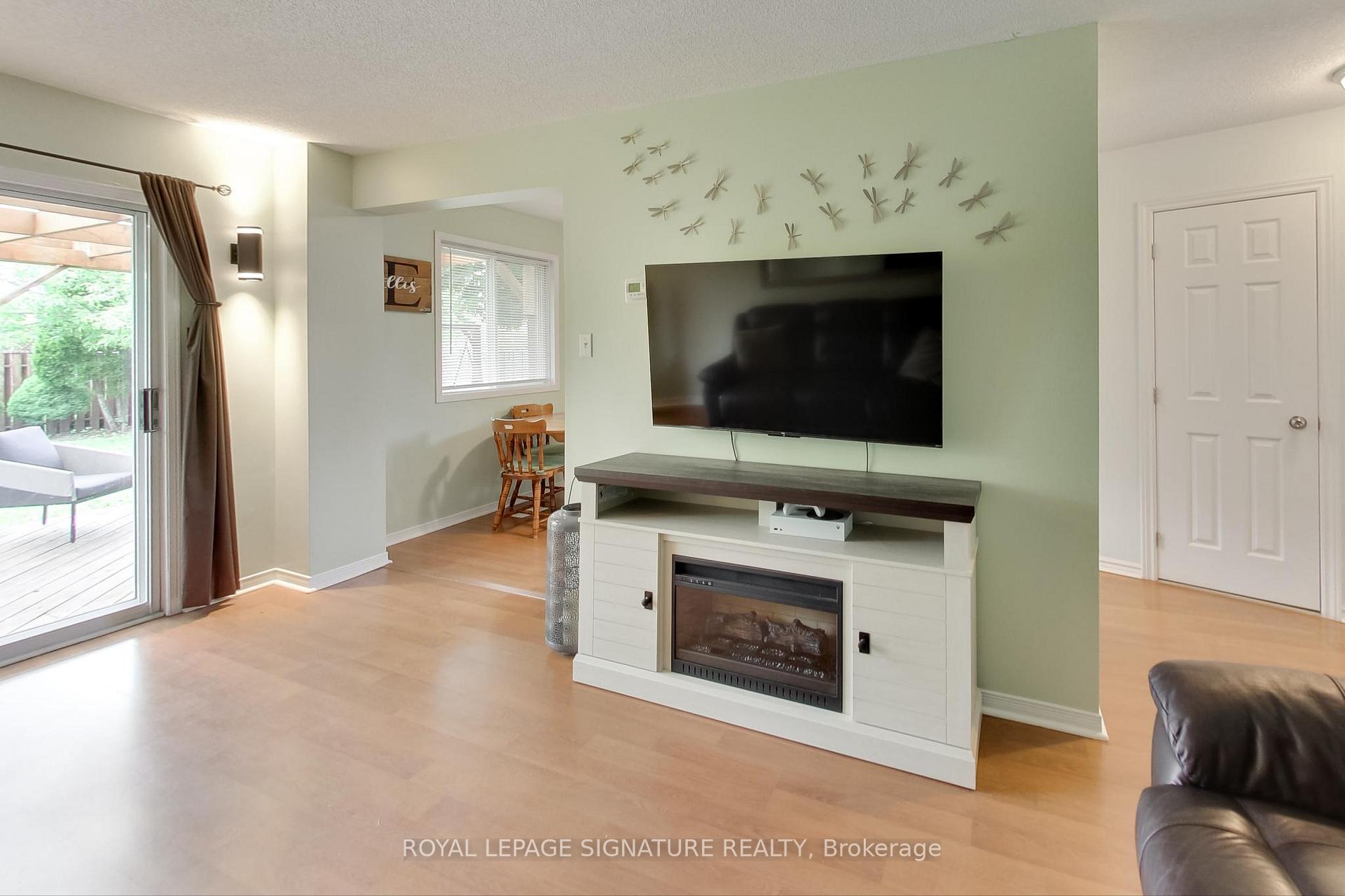 Photo 17 of 18 Palling Lane, Barrie, Grove East — HOMEH