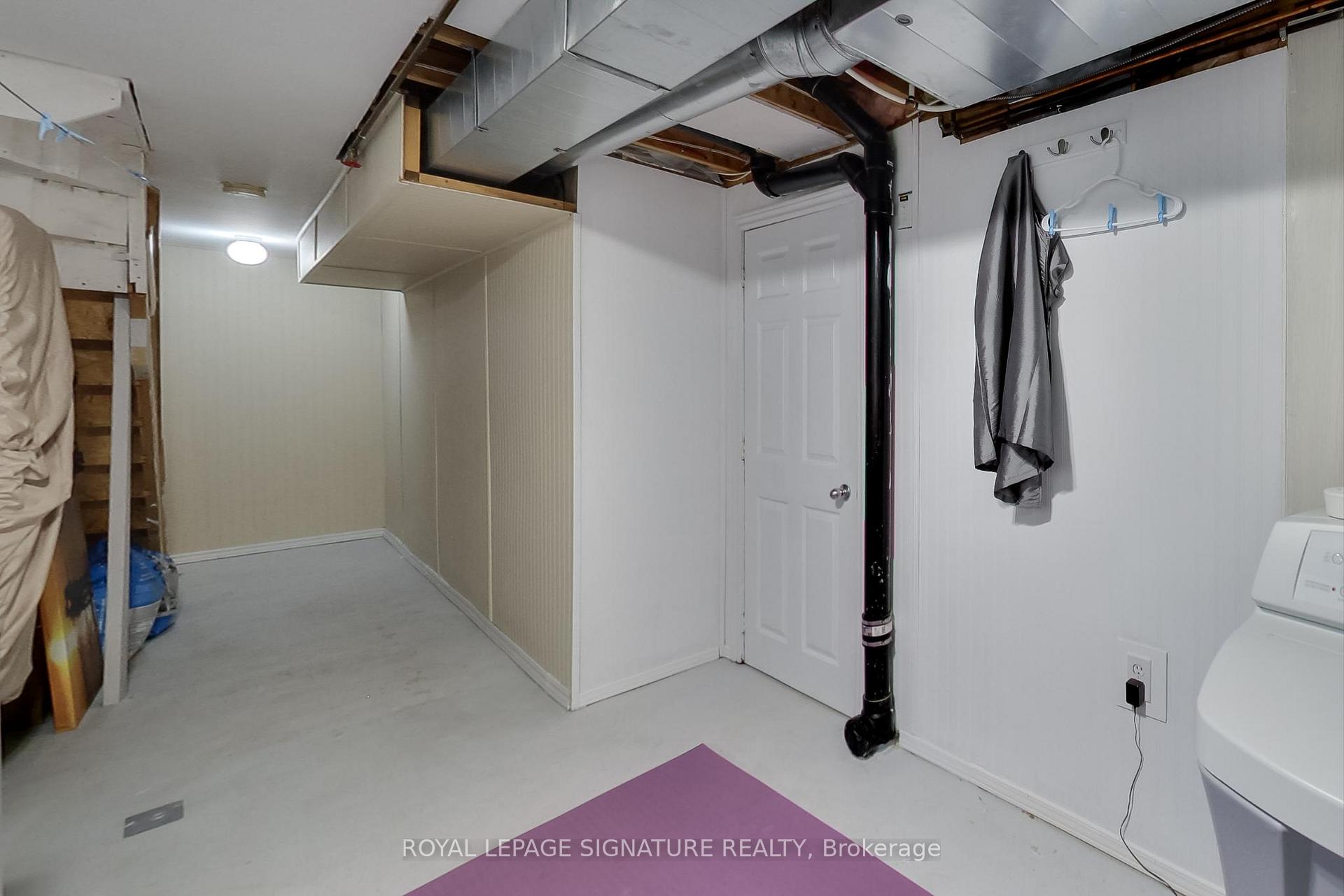 Photo 35 of 18 Palling Lane, Barrie, Grove East — HOMEH