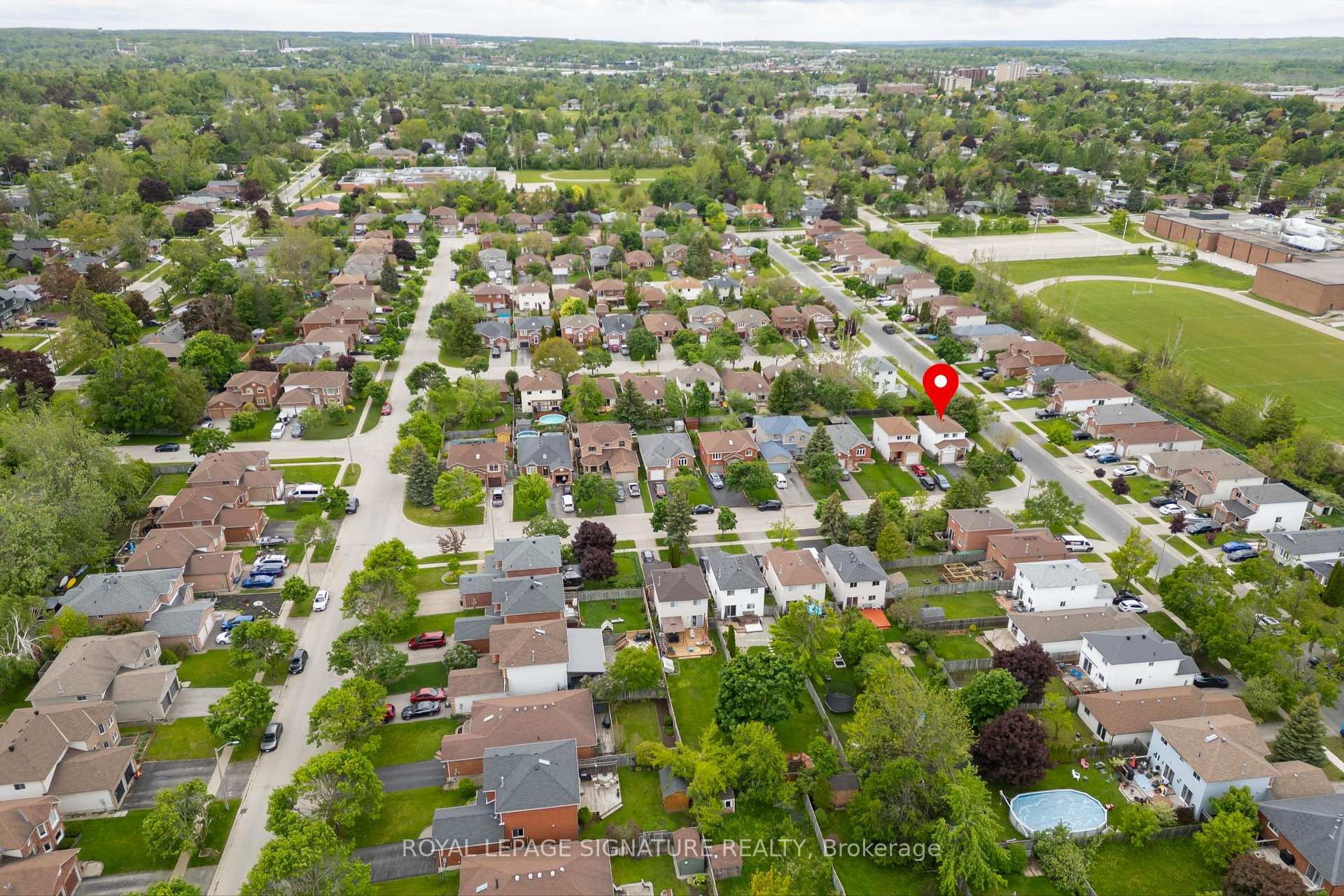 Photo 47 of 18 Palling Lane, Barrie, Grove East — HOMEH