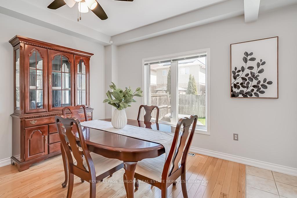 Photo 7 of 31 Tidemore Heights, Hamilton, Lakeshore — HOMEH