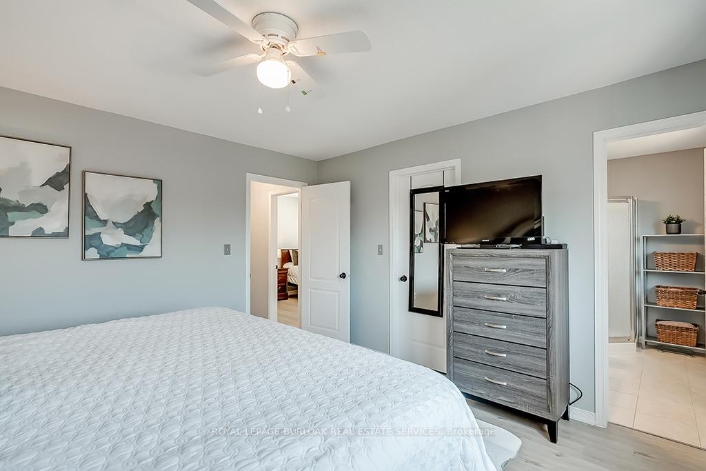 Photo 16 of 31 Tidemore Heights, Hamilton, Lakeshore — HOMEH