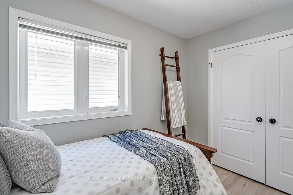 Photo 22 of 31 Tidemore Heights, Hamilton, Lakeshore — HOMEH