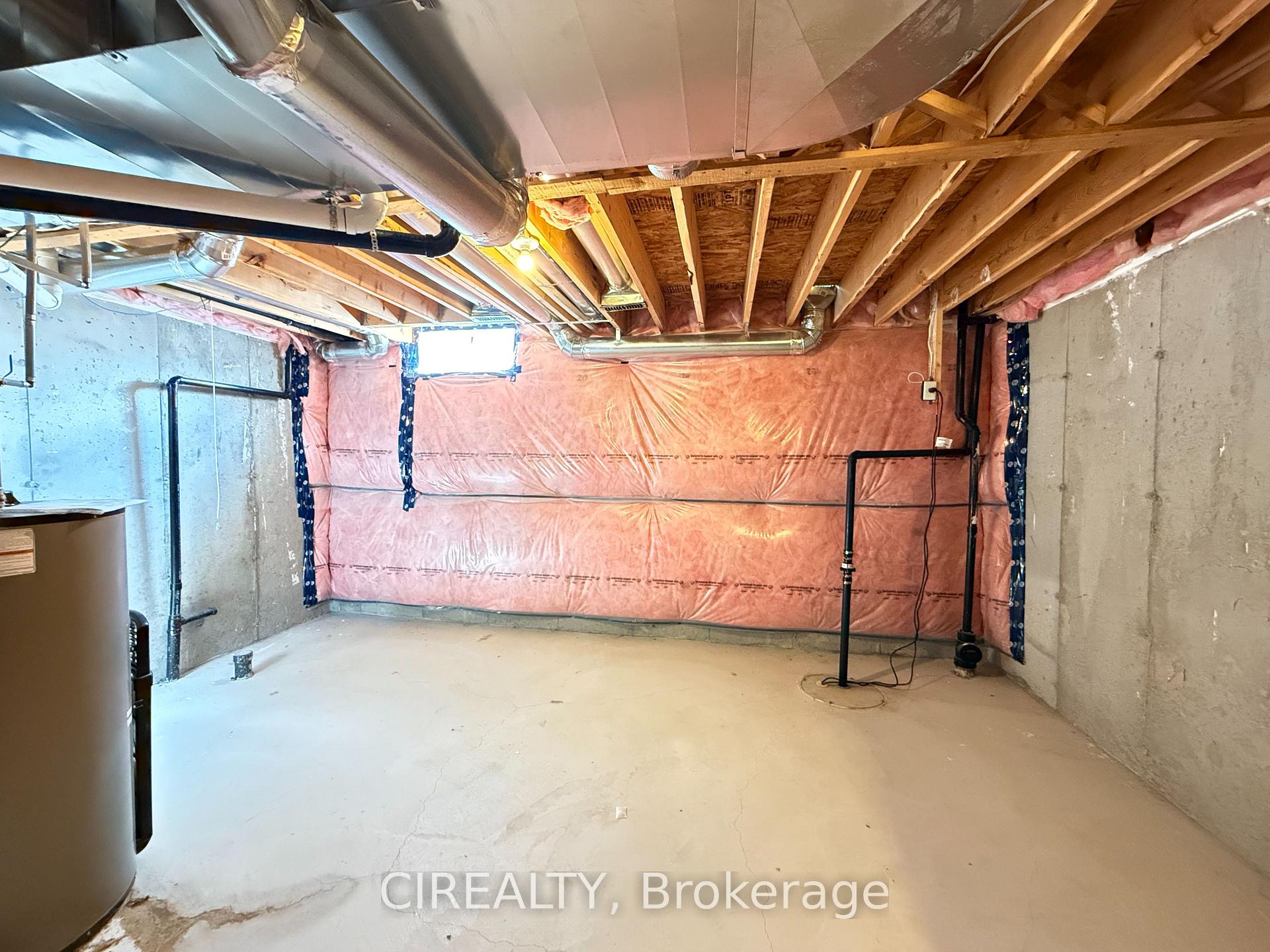 Photo 14 of 35 Deneb Street, Barrie, Ardagh — HOMEH