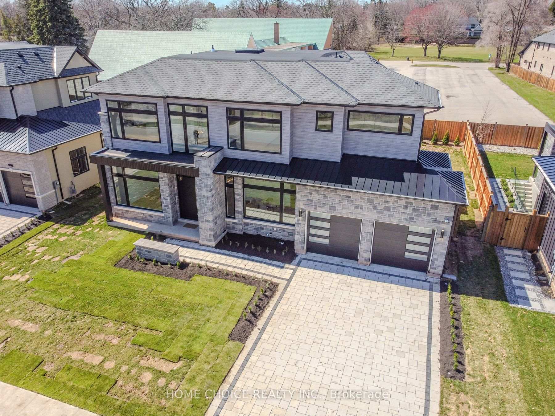 Front of 310 Tuck Drive