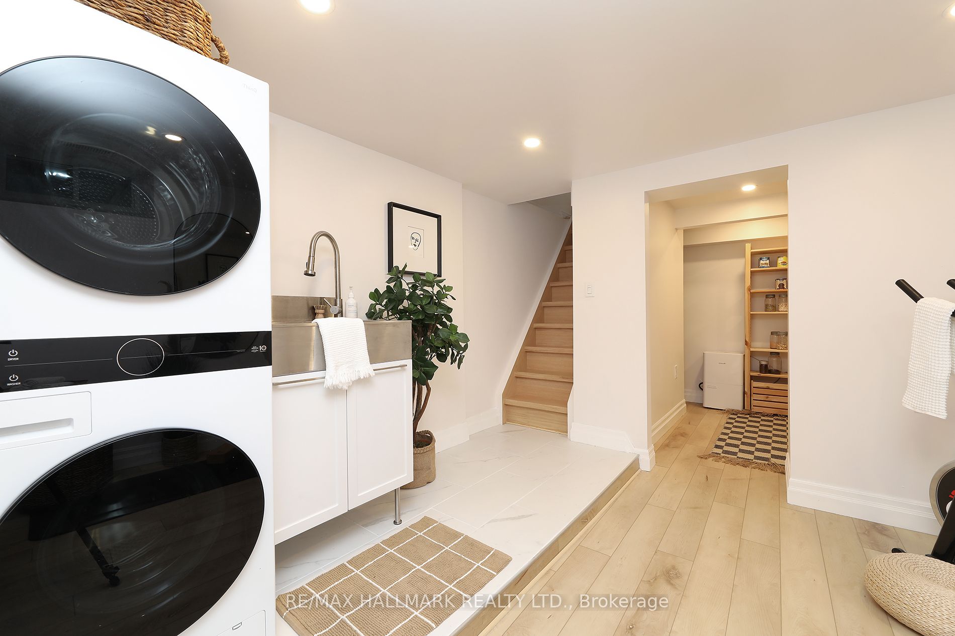 Photo 55 of 53 Craven Road, Toronto, Greenwood-Coxwell — HOMEH