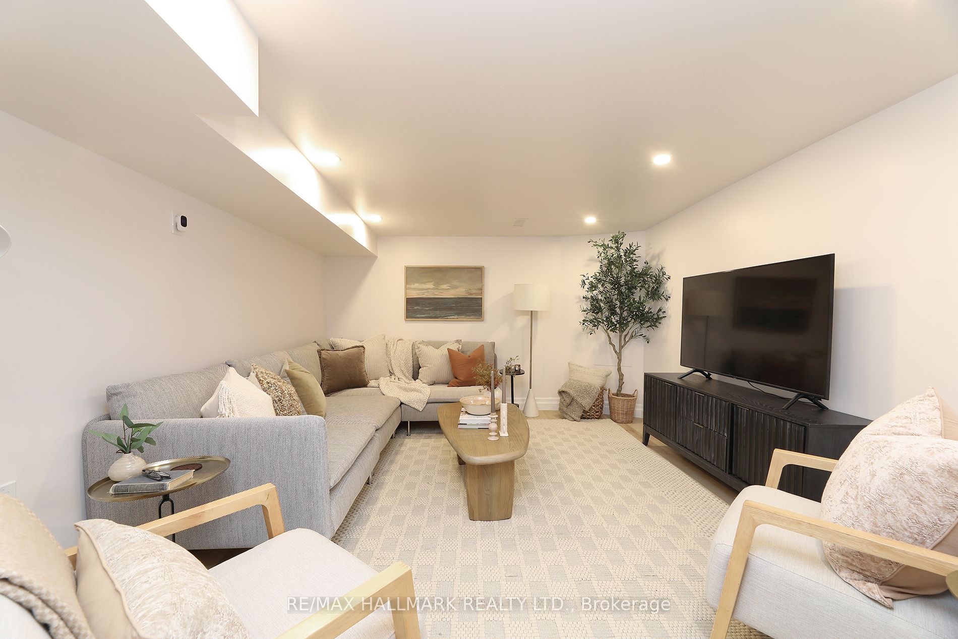 Photo 60 of 53 Craven Road, Toronto, Greenwood-Coxwell — HOMEH