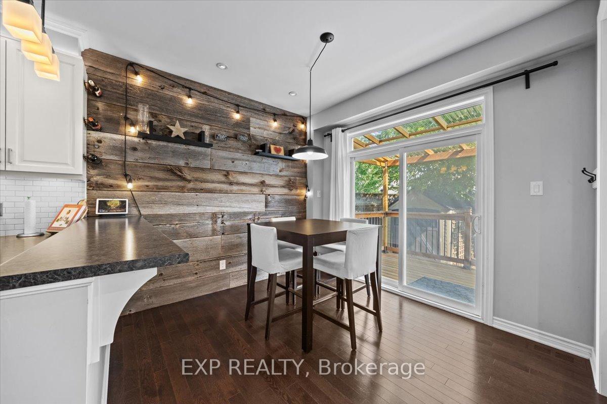 Photo 10 of 585 Dundonald Drive, Ottawa, Barrhaven - Half Moon Bay — HOMEH