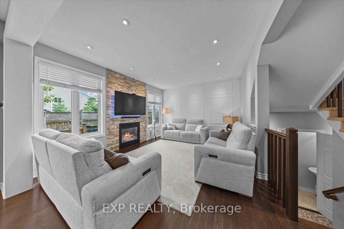 Photo 17 of 585 Dundonald Drive, Ottawa, Barrhaven - Half Moon Bay — HOMEH